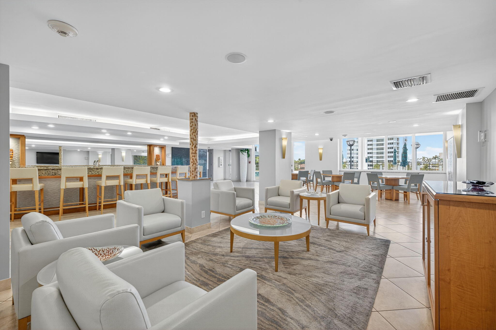 777 Bayshore Drive 701