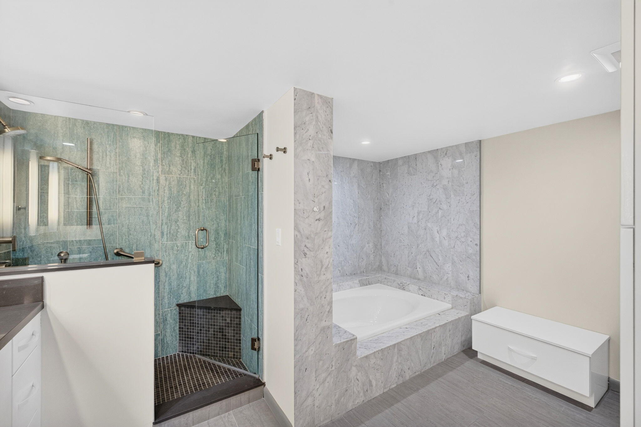 777 Bayshore Drive 701