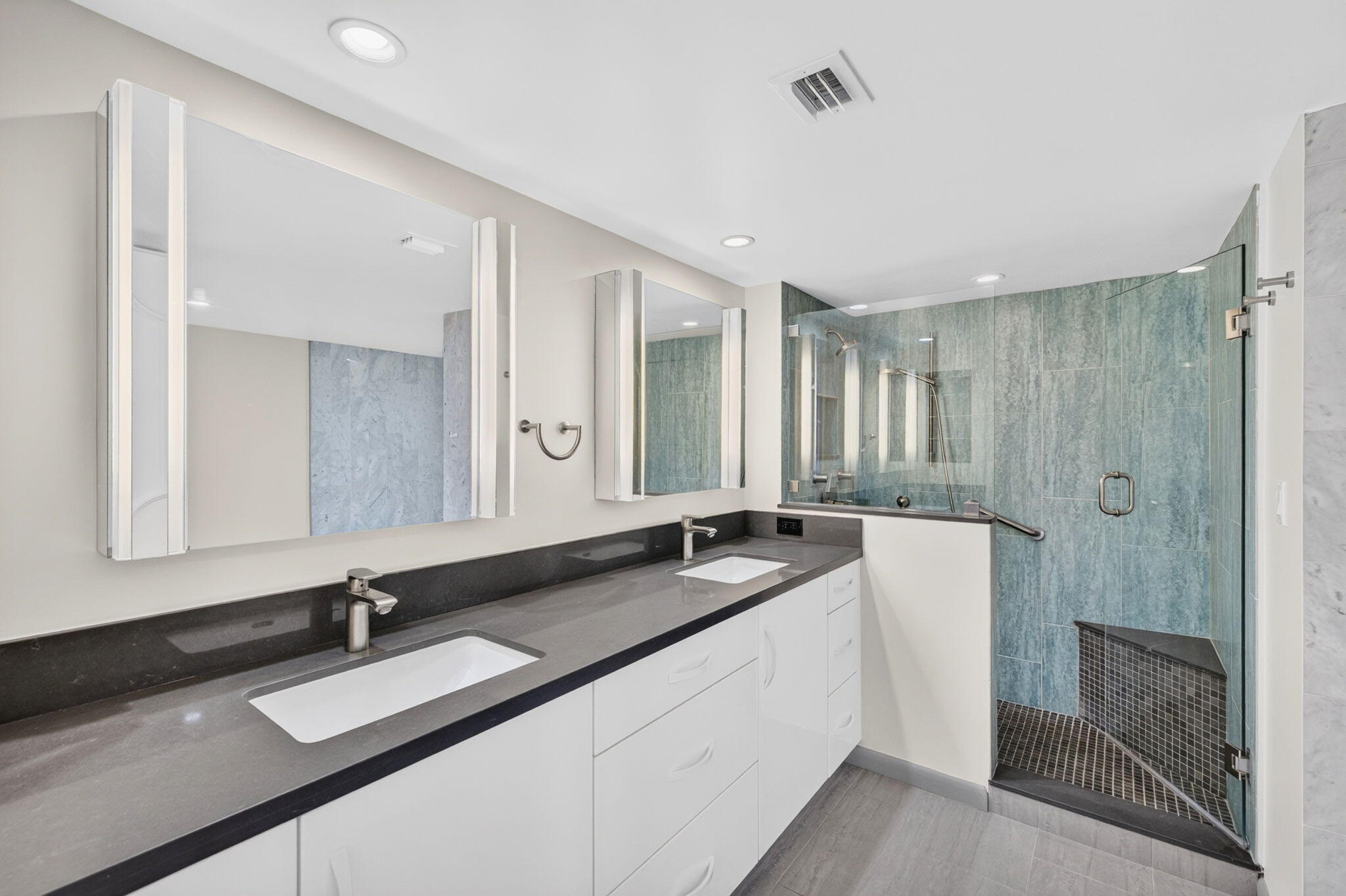 777 Bayshore Drive 701