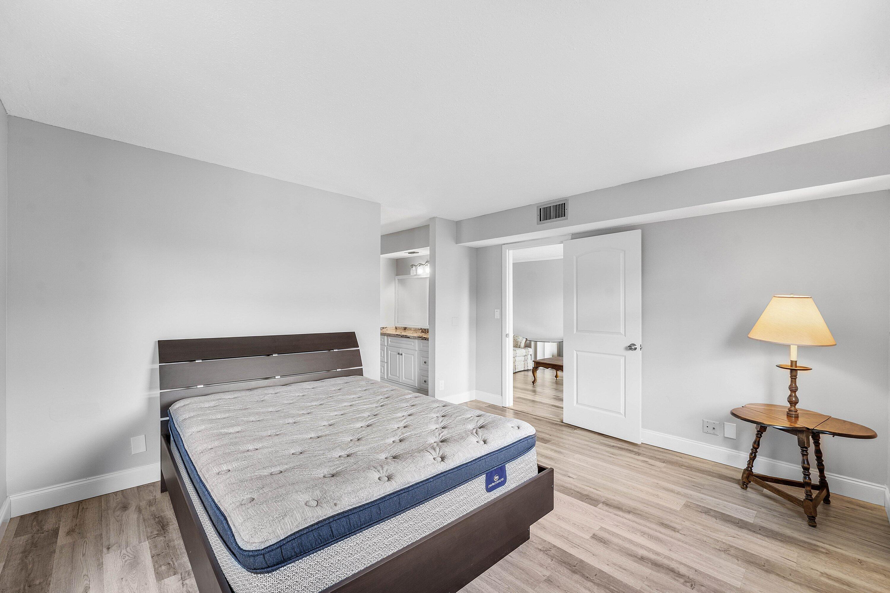 14307 BEDFORD Drive 204