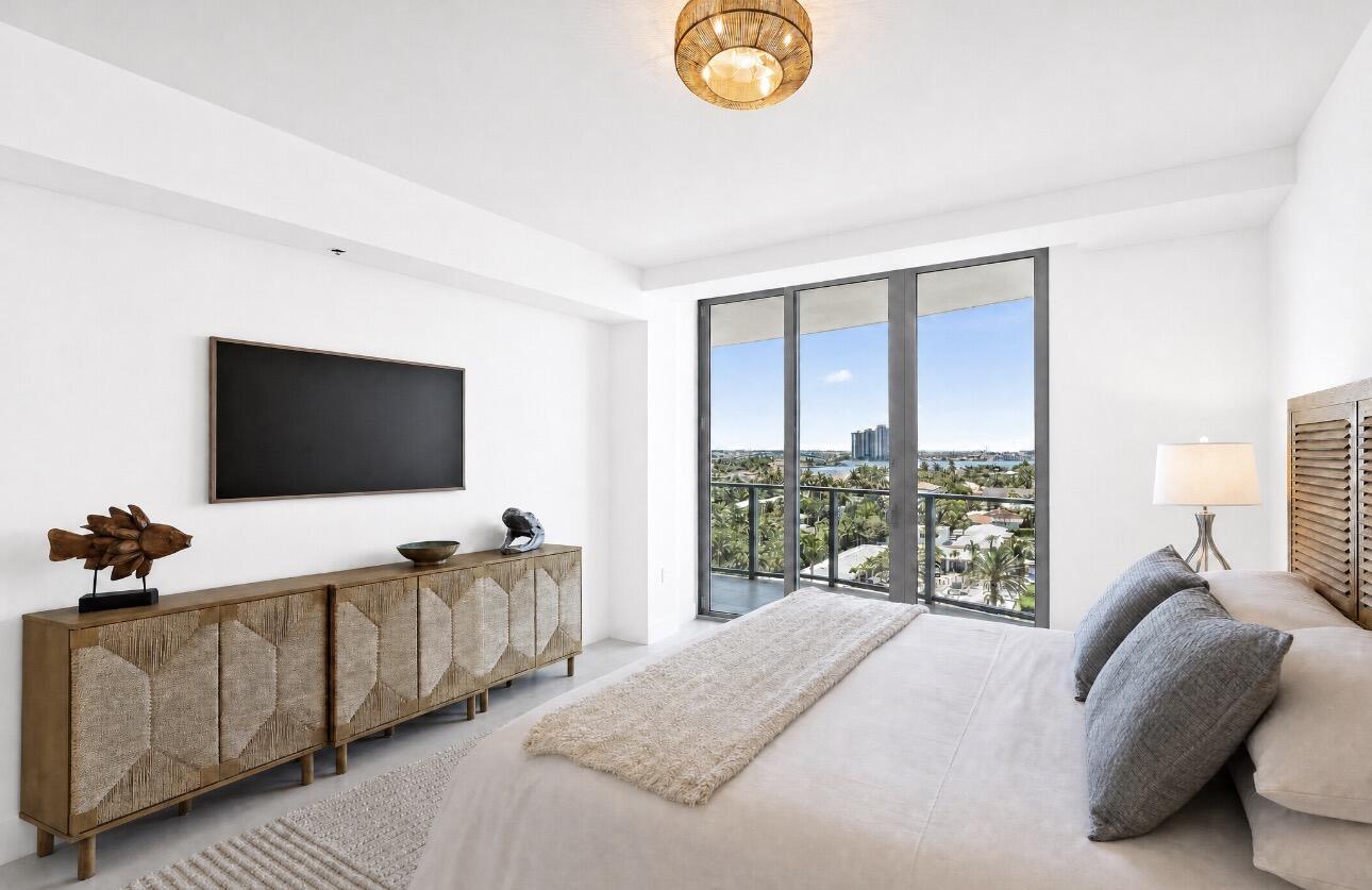 3100 N Ocean Drive P-701