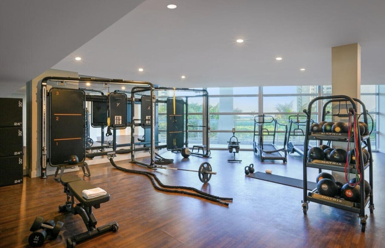 3100 N Ocean Drive P-701