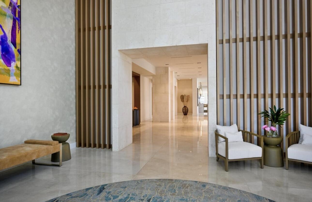 3100 N Ocean Drive P-701