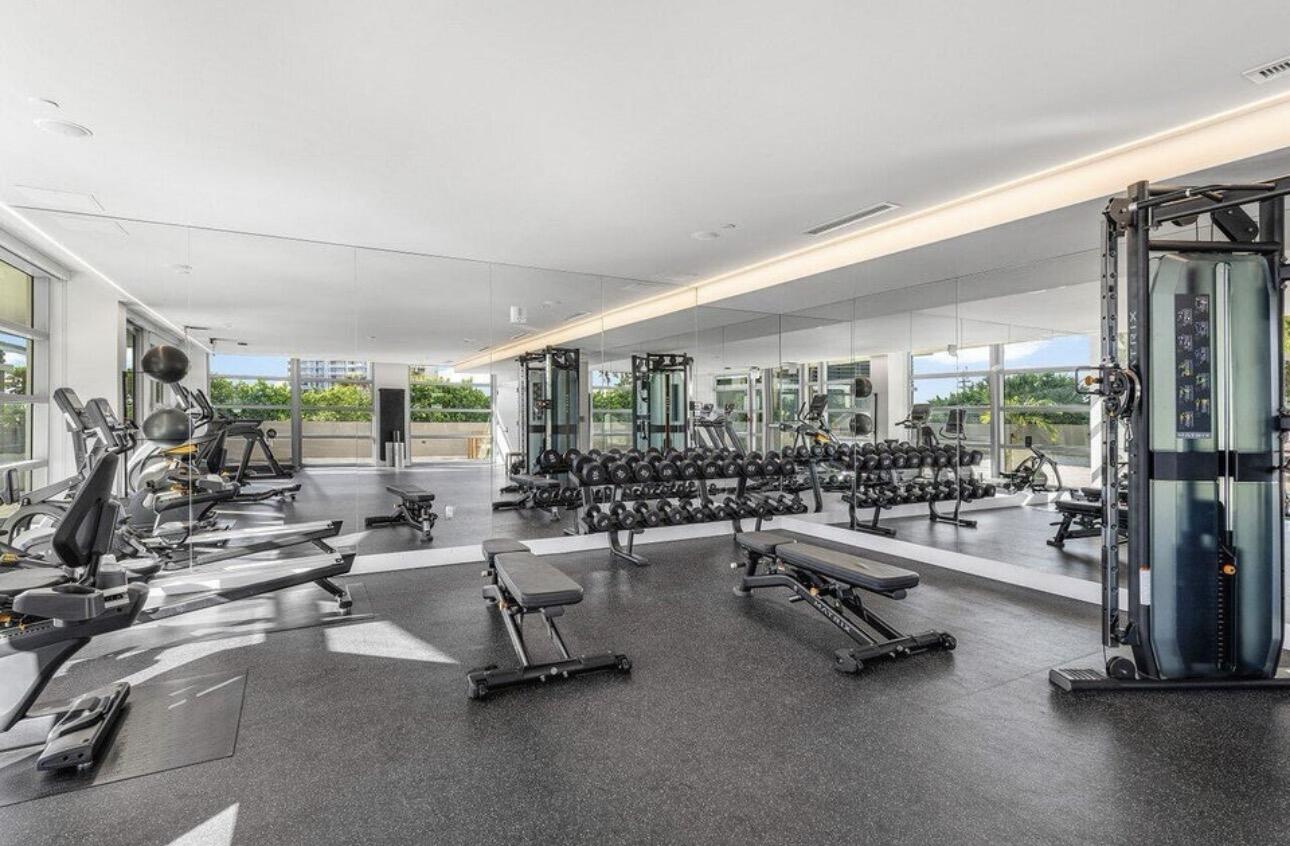 3100 N Ocean Drive P-701