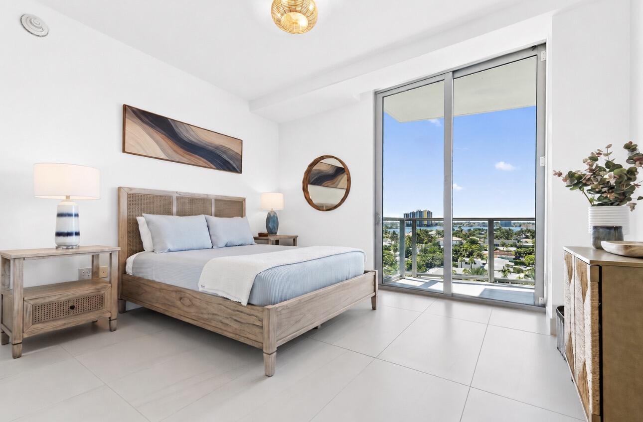 3100 N Ocean Drive P-701