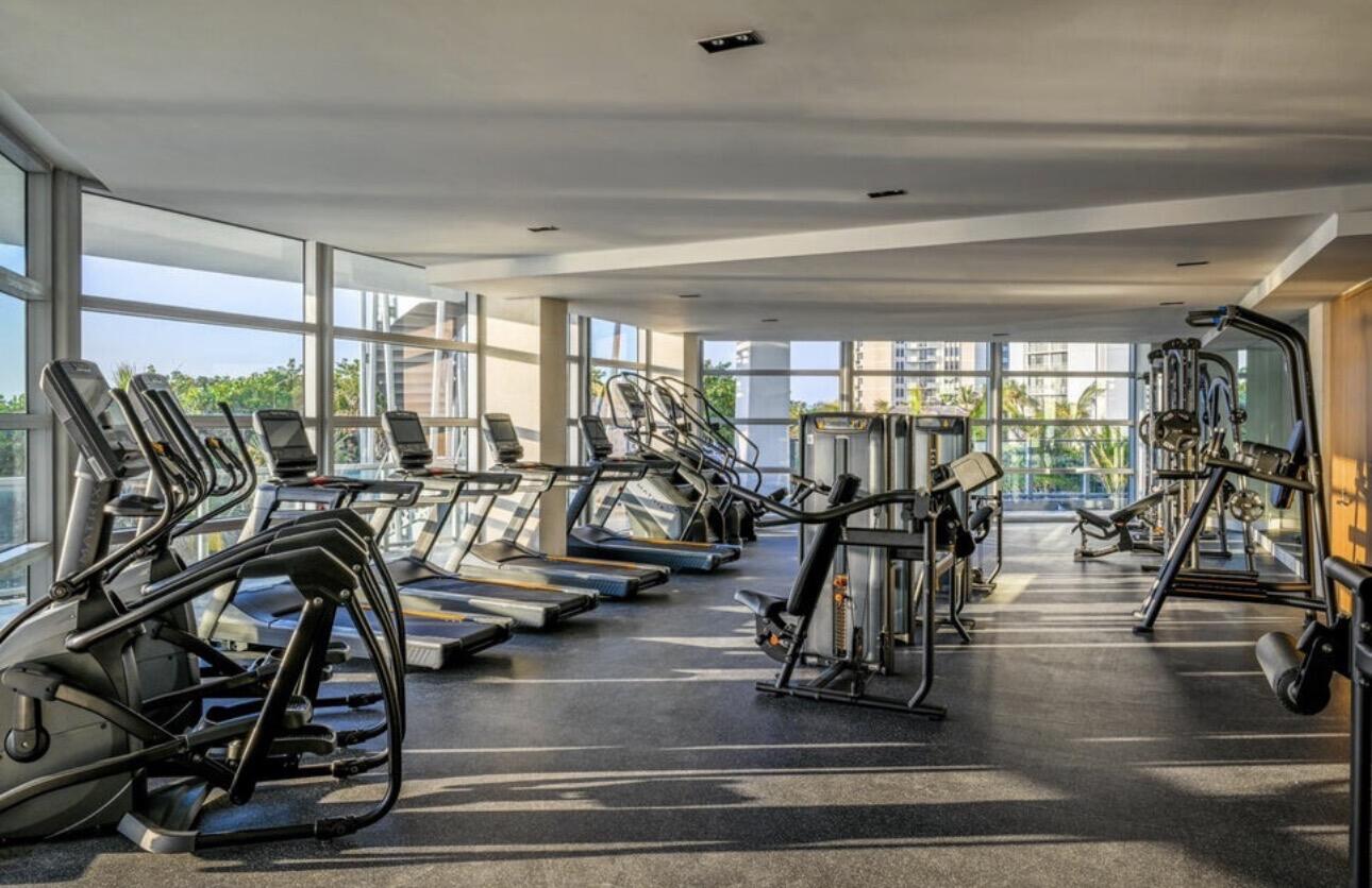 3100 N Ocean Drive P-701