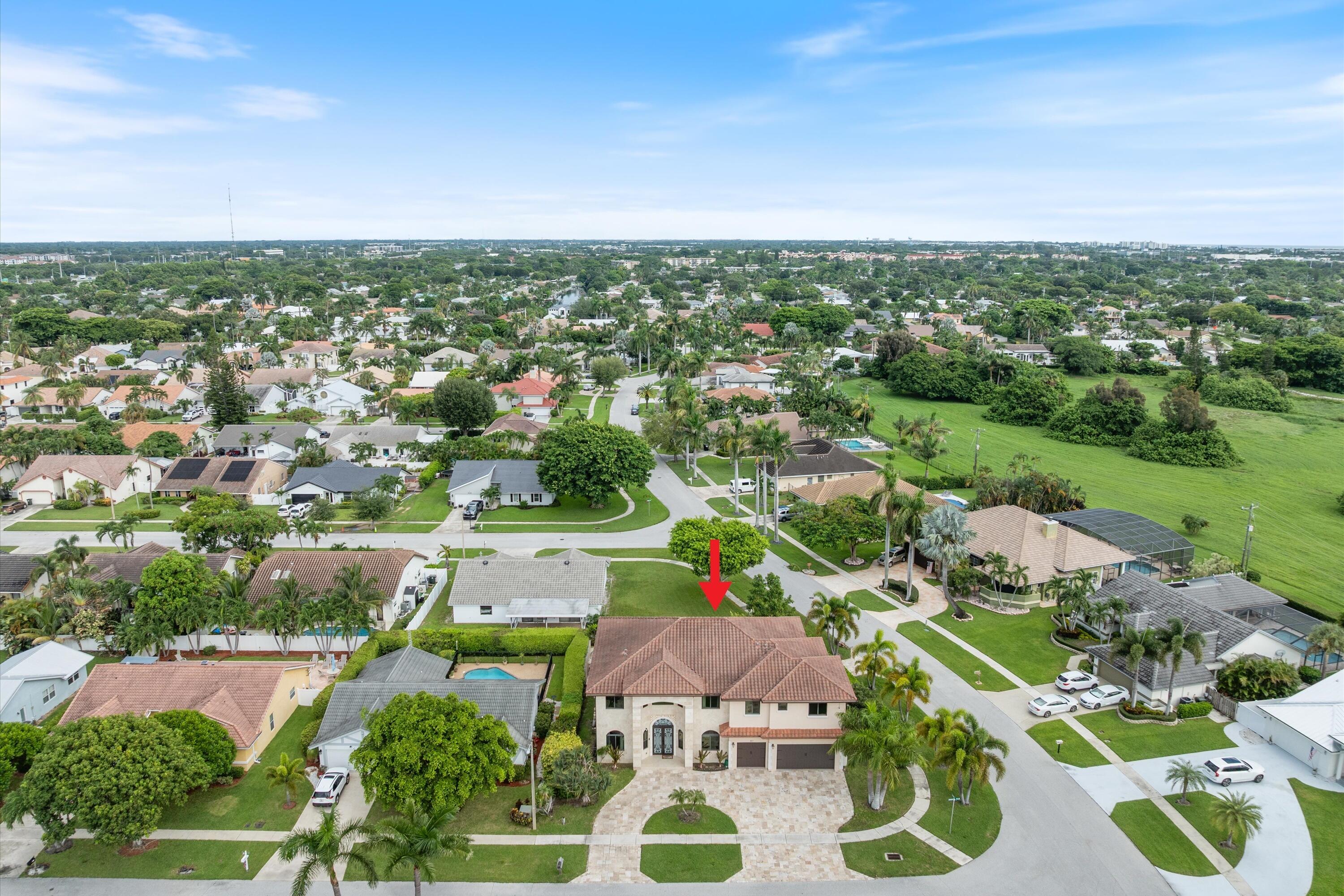 301 SANDALWOOD Lane