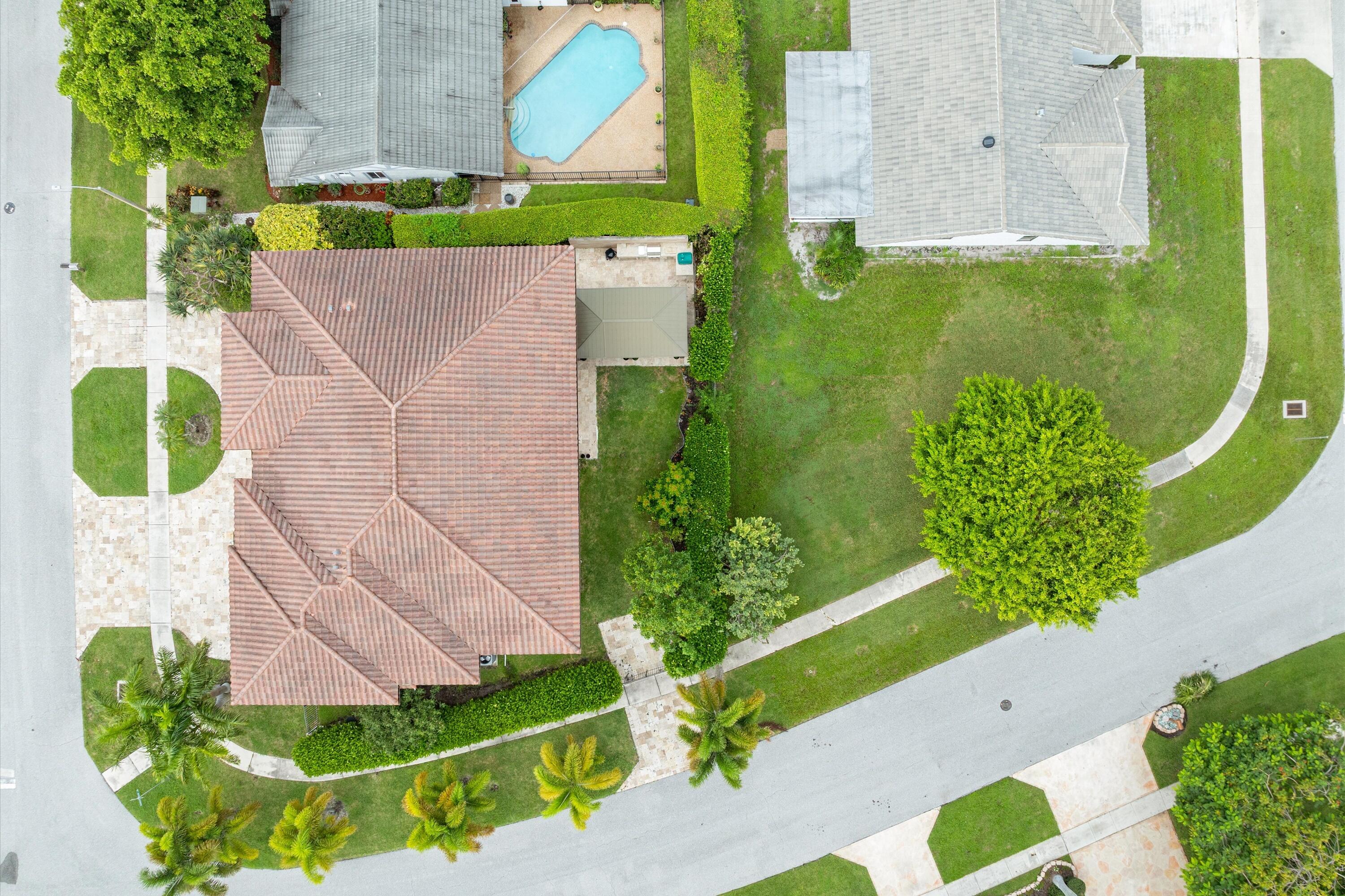 301 SANDALWOOD Lane