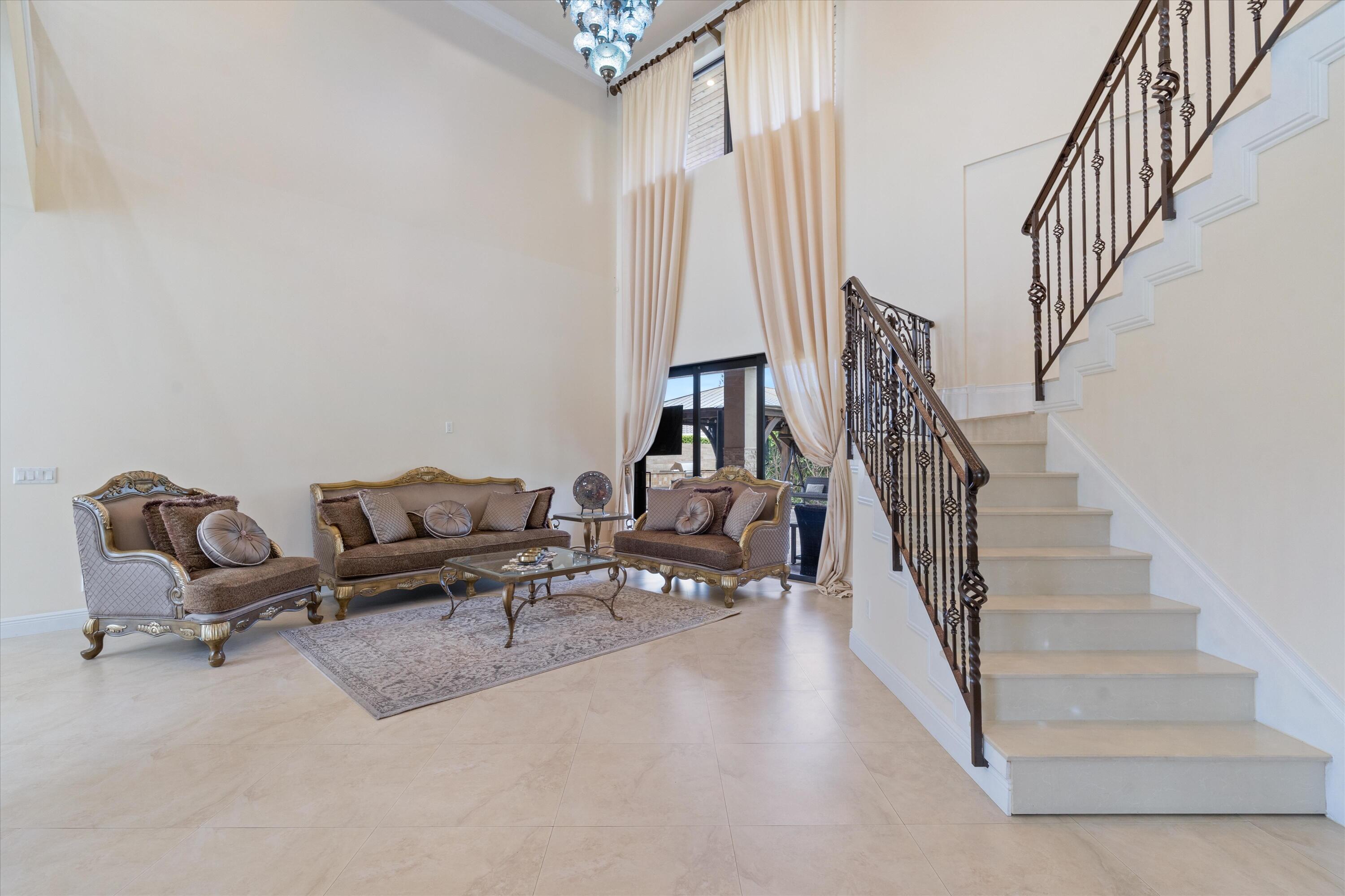 301 SANDALWOOD Lane