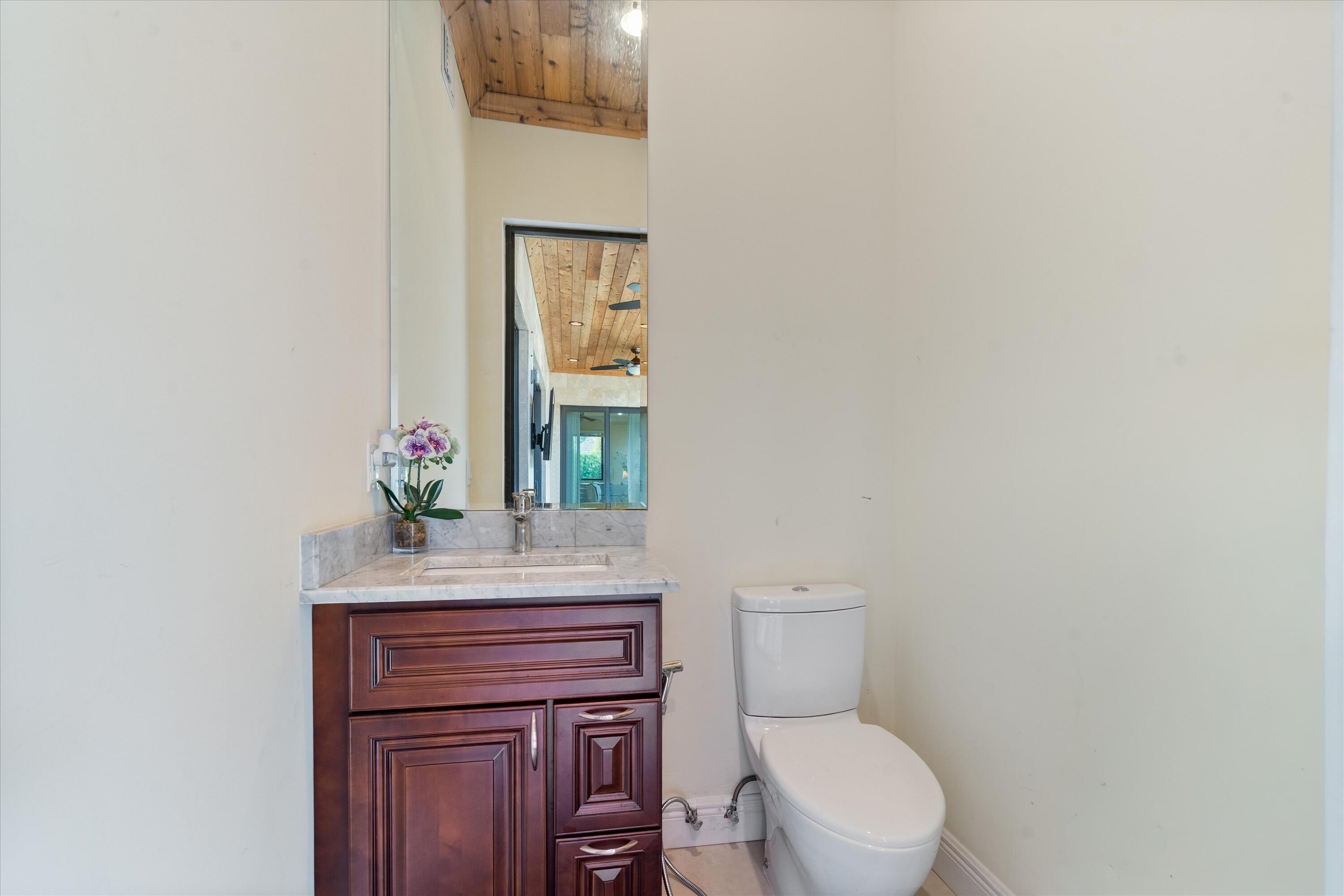 301 SANDALWOOD Lane