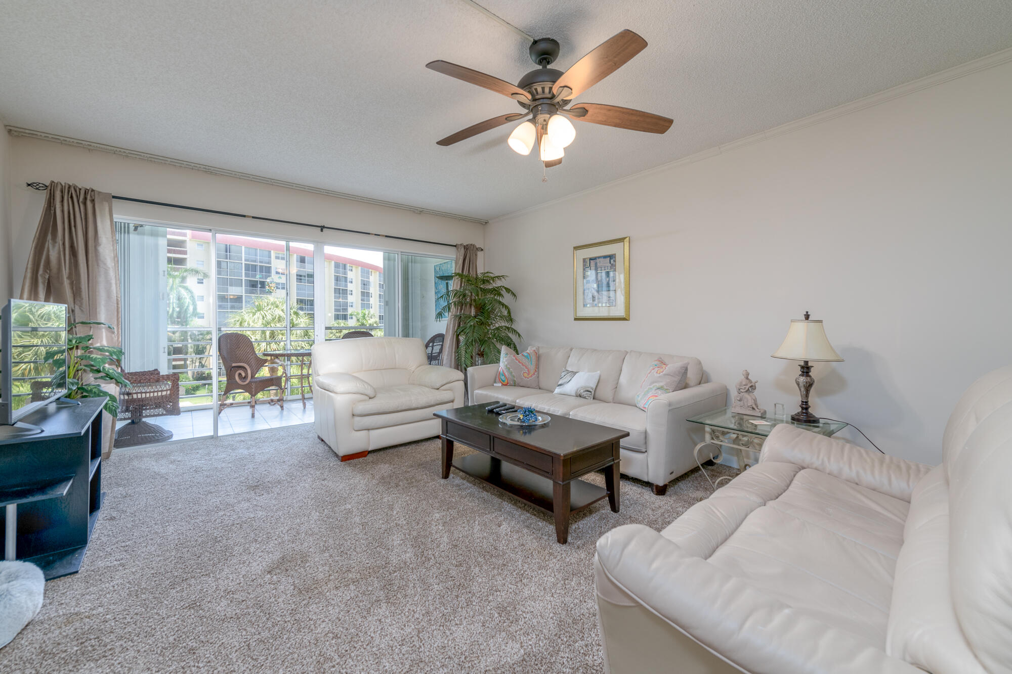 2731 NE 14TH ST 427