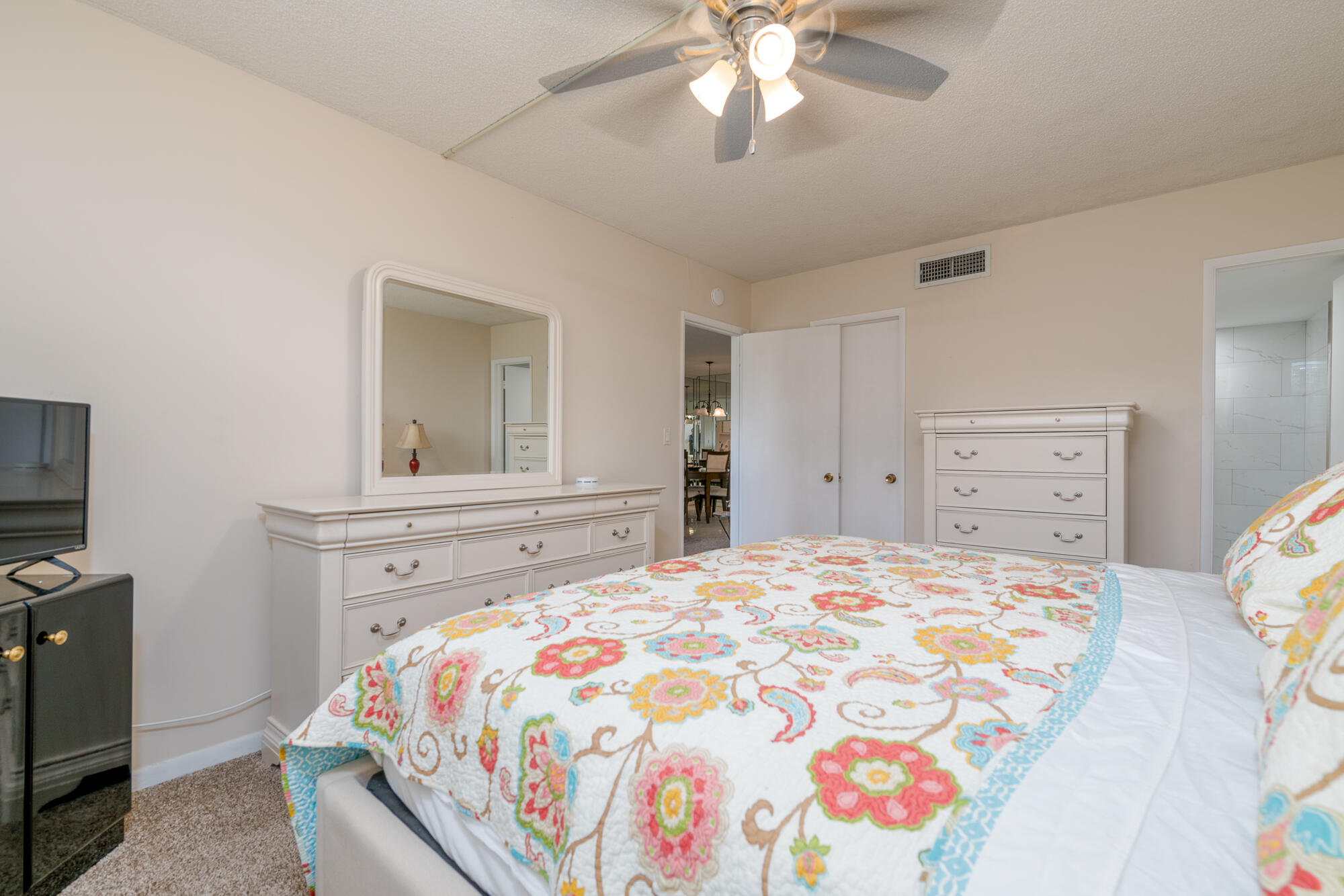 2731 NE 14TH ST 427