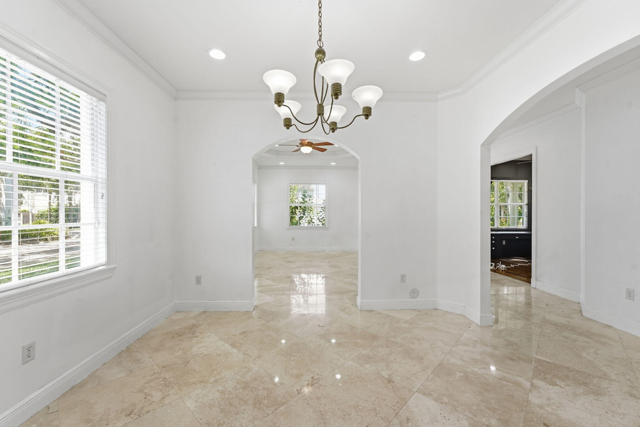 400 NE 8th Avenue
