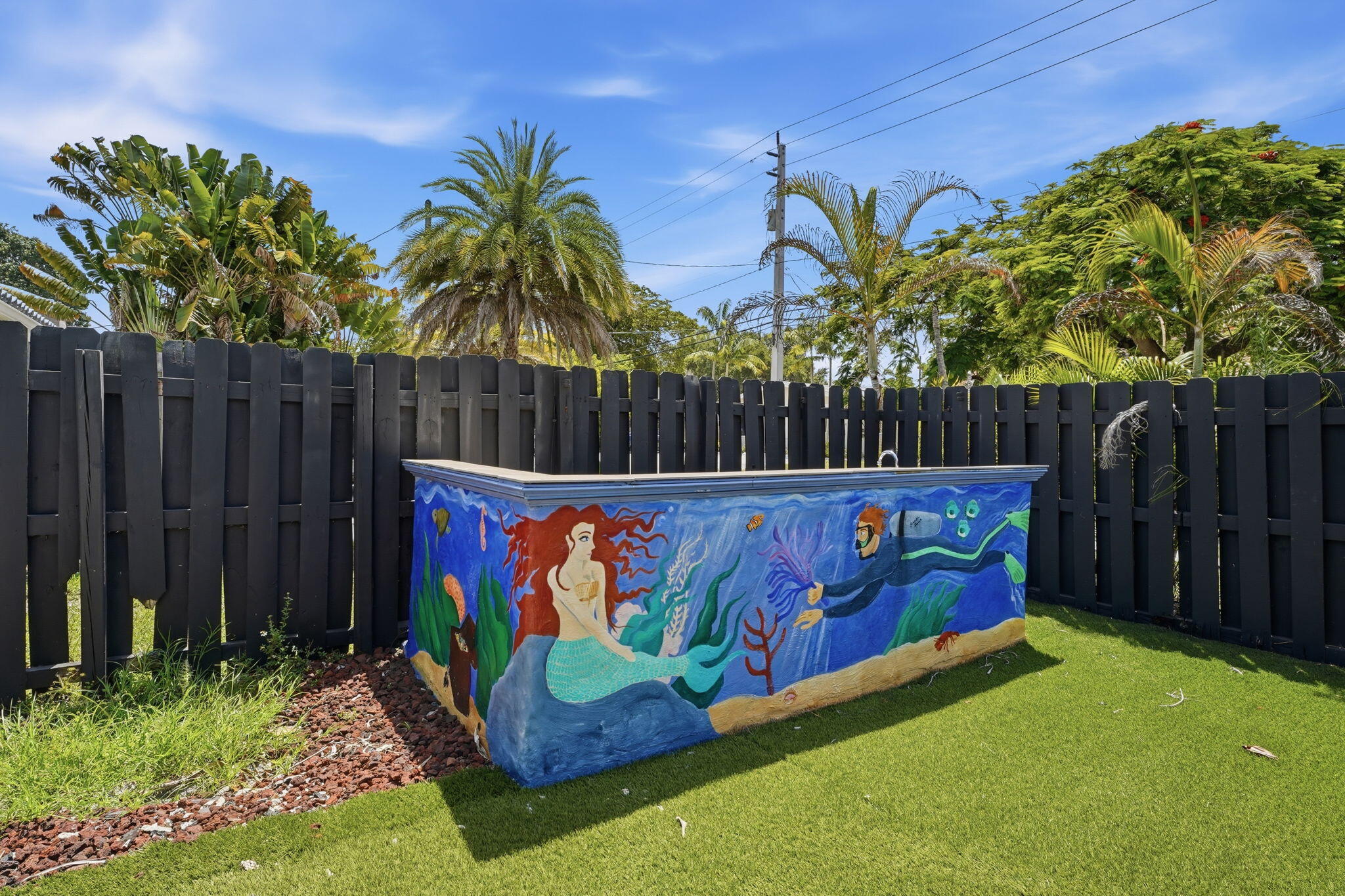 400 NE 8th Avenue