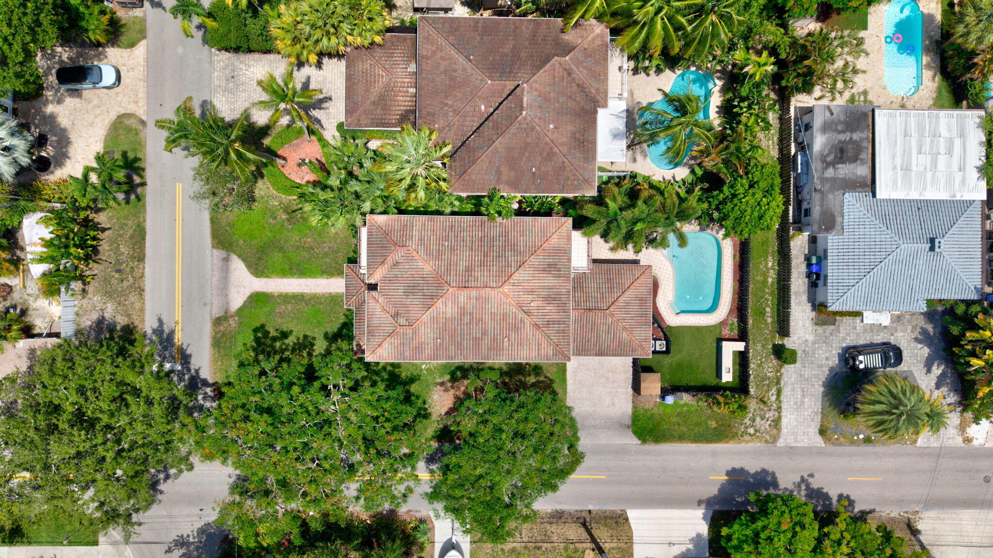400 NE 8th Avenue