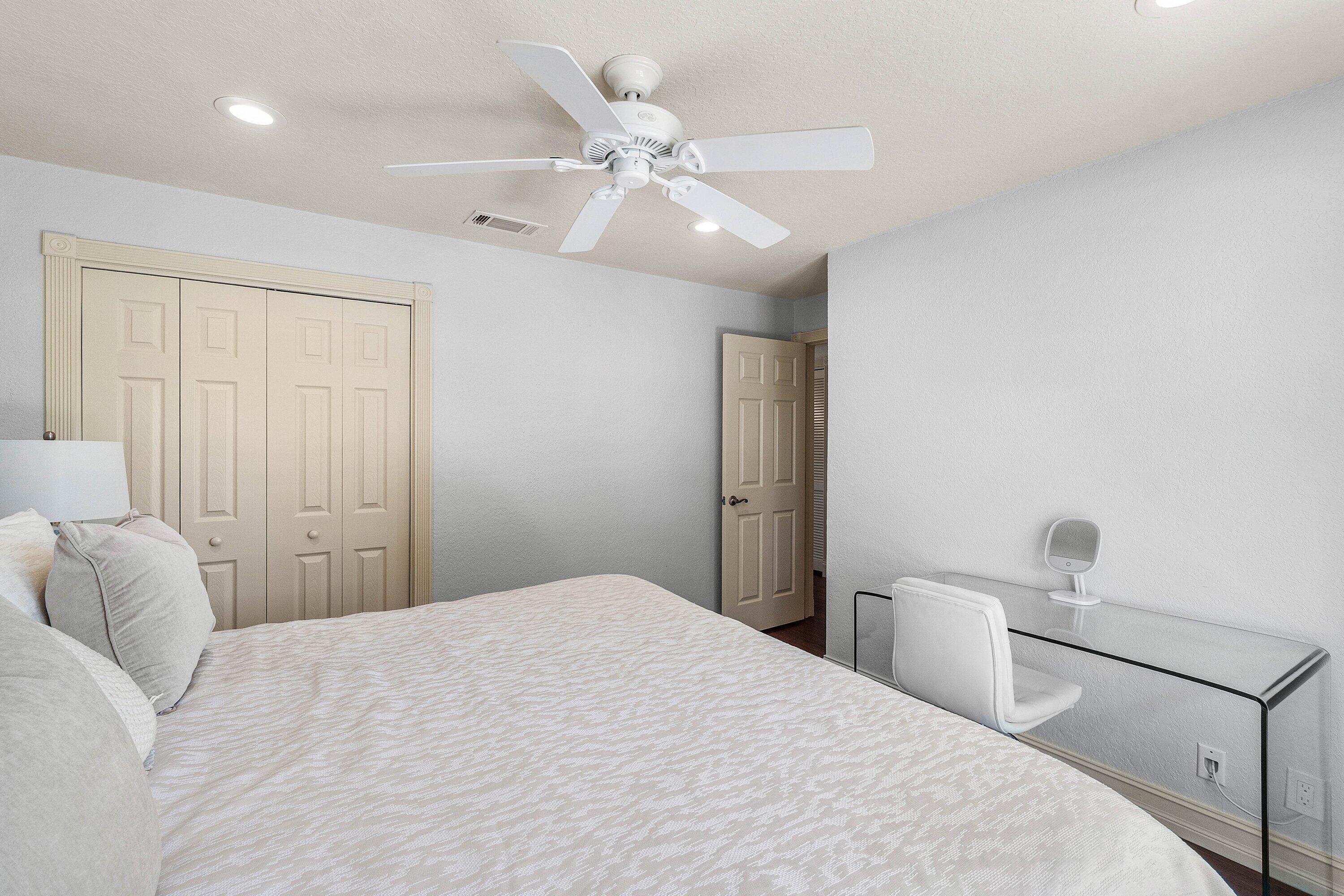 1109 Bel Air Drive 1
