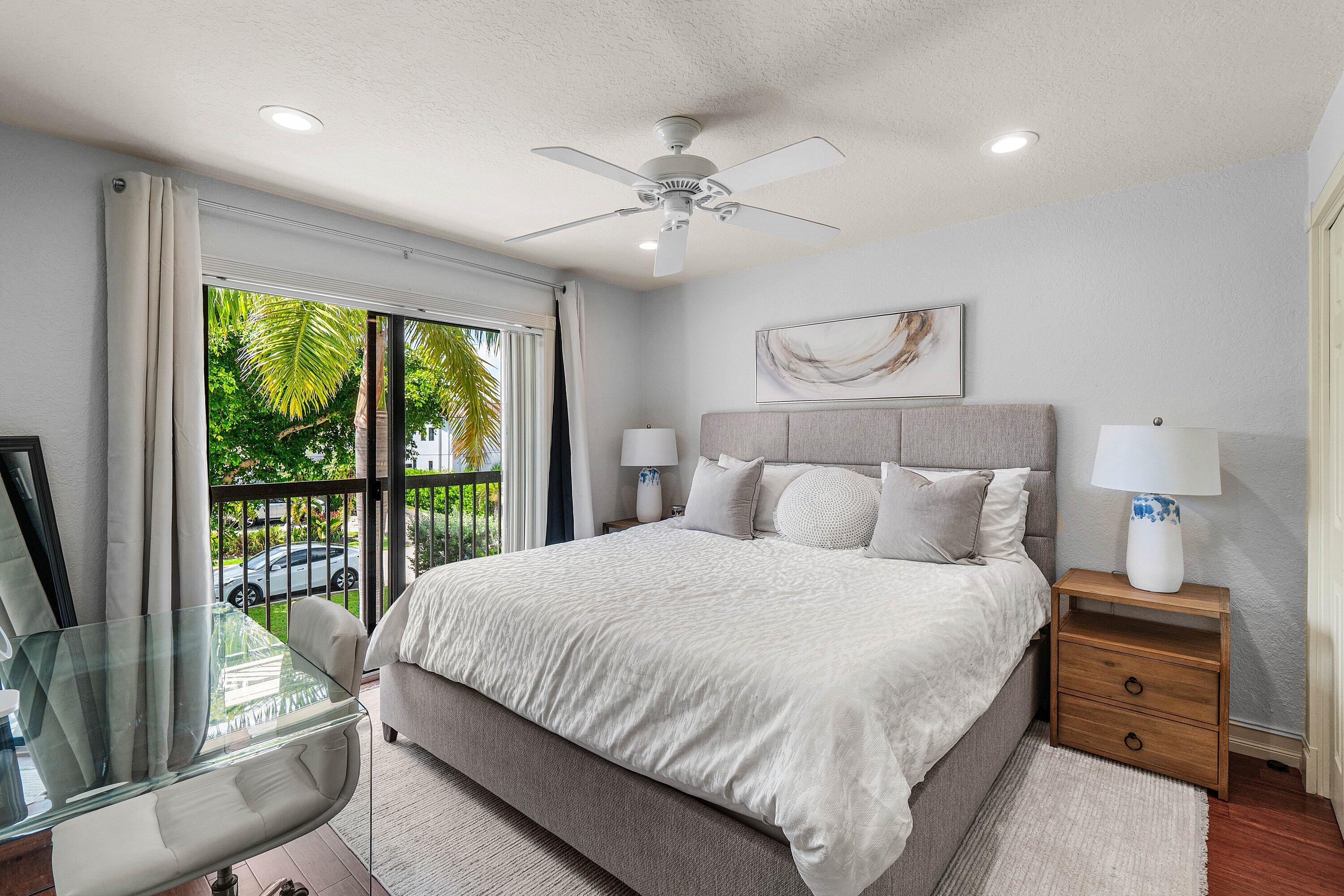 1109 Bel Air Drive 1