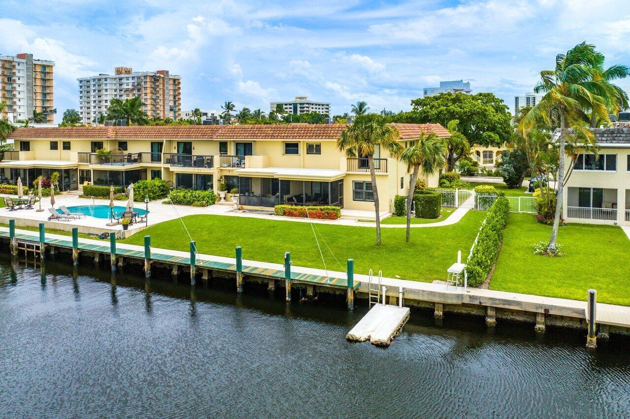 1109 Bel Air Drive 1