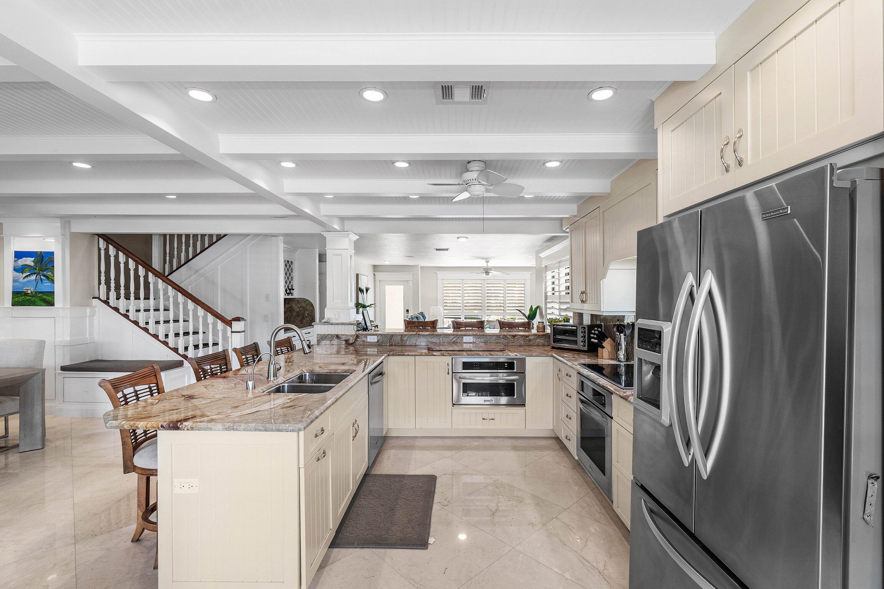 1109 Bel Air Drive 1