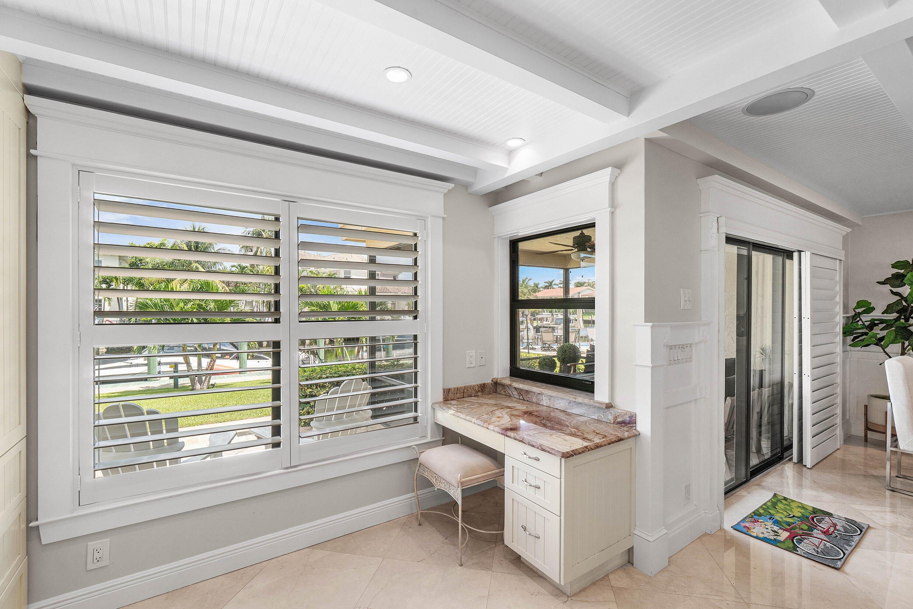 1109 Bel Air Drive 1
