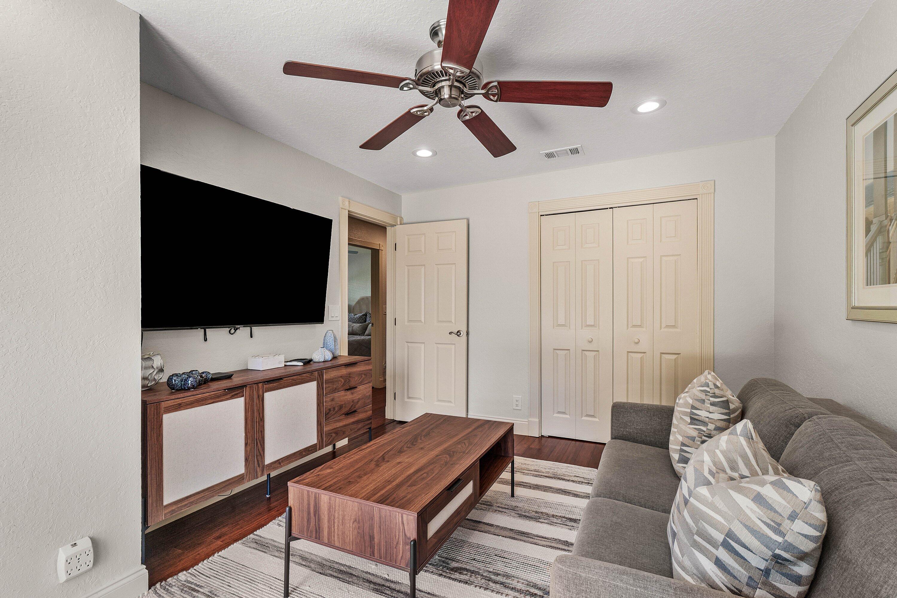 1109 Bel Air Drive 1