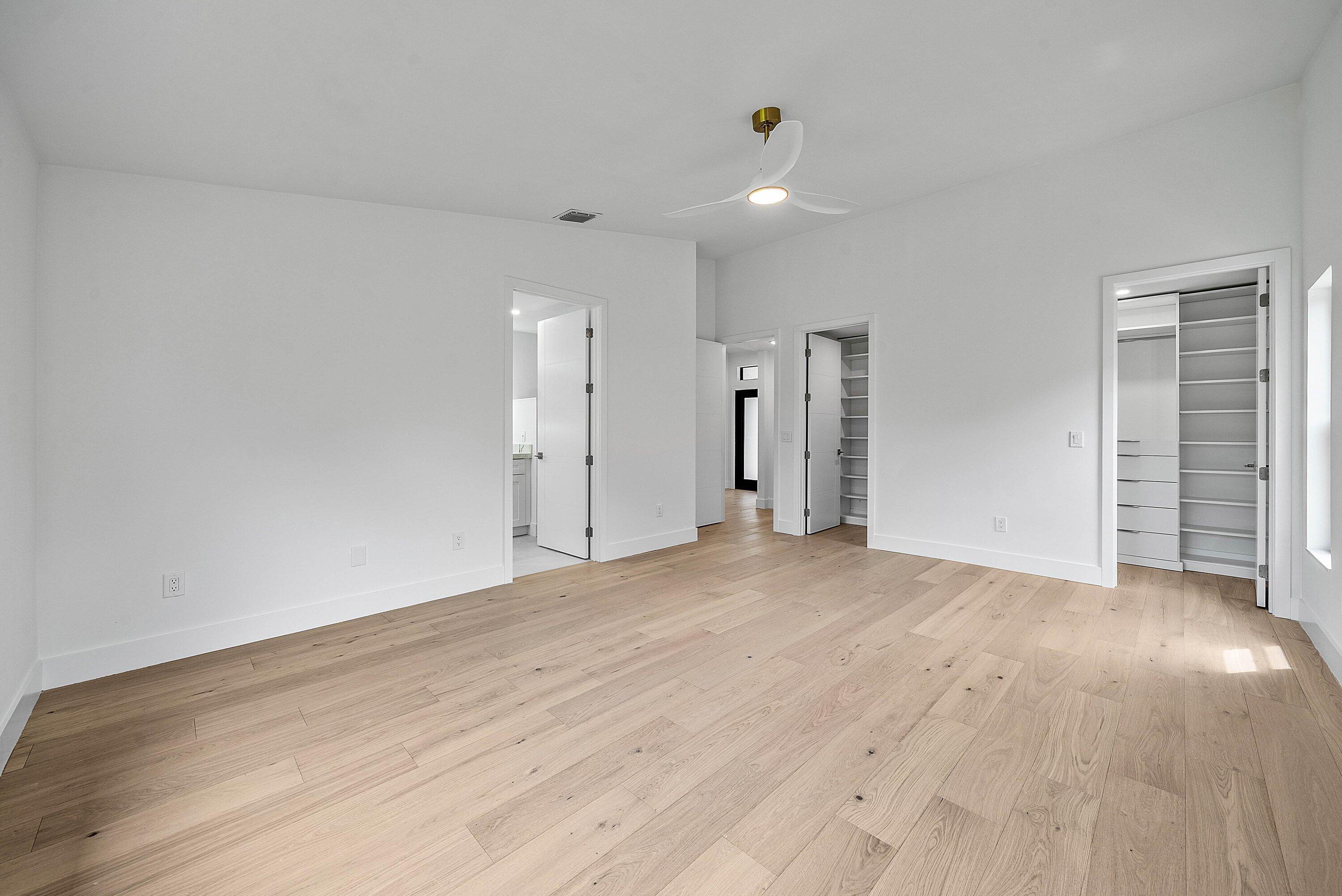 5725 Aspen Green Court