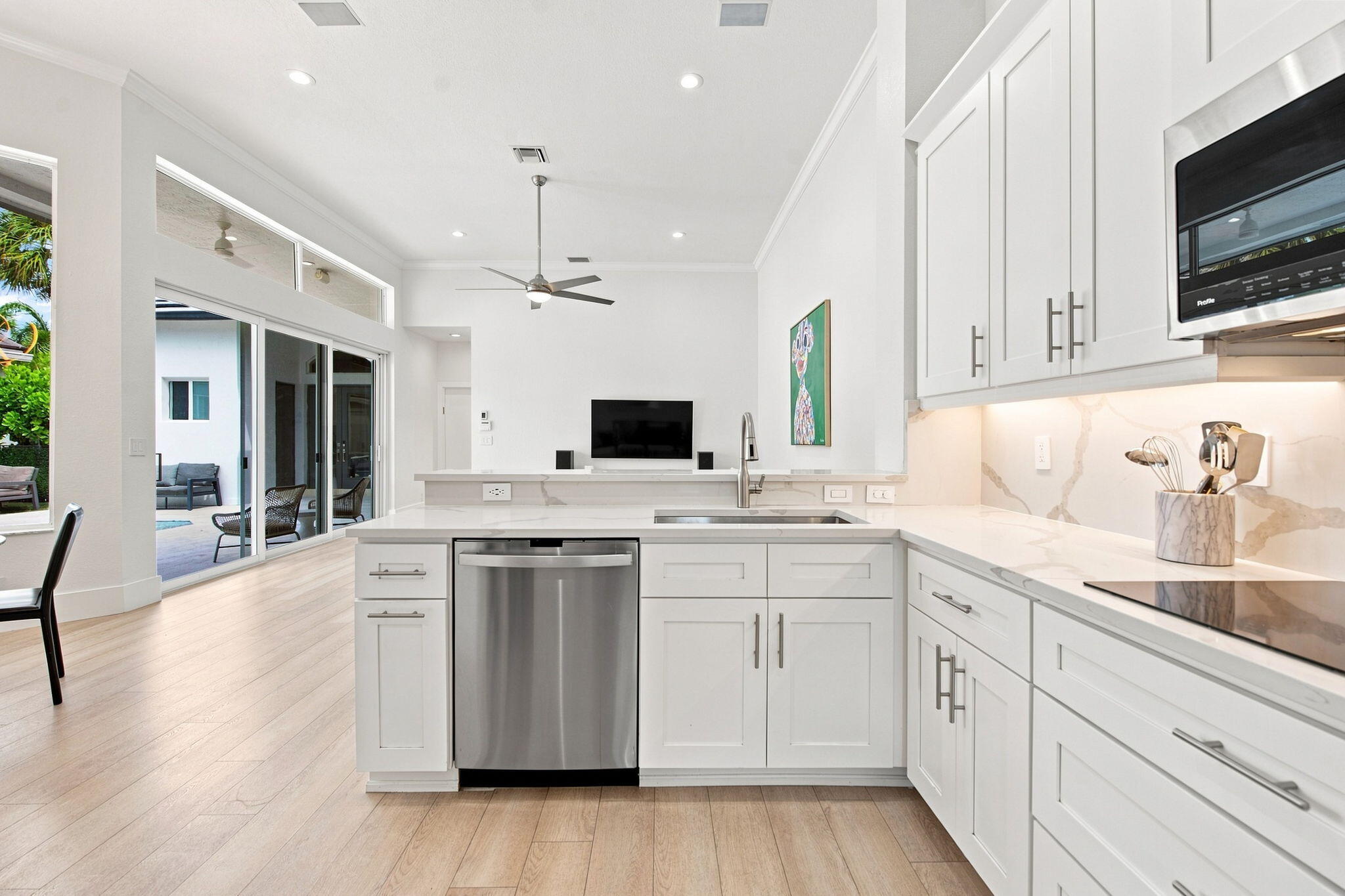 3320 NW 53RD Circle