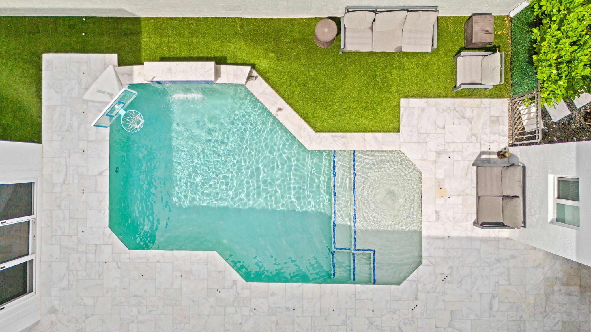 3320 NW 53RD Circle