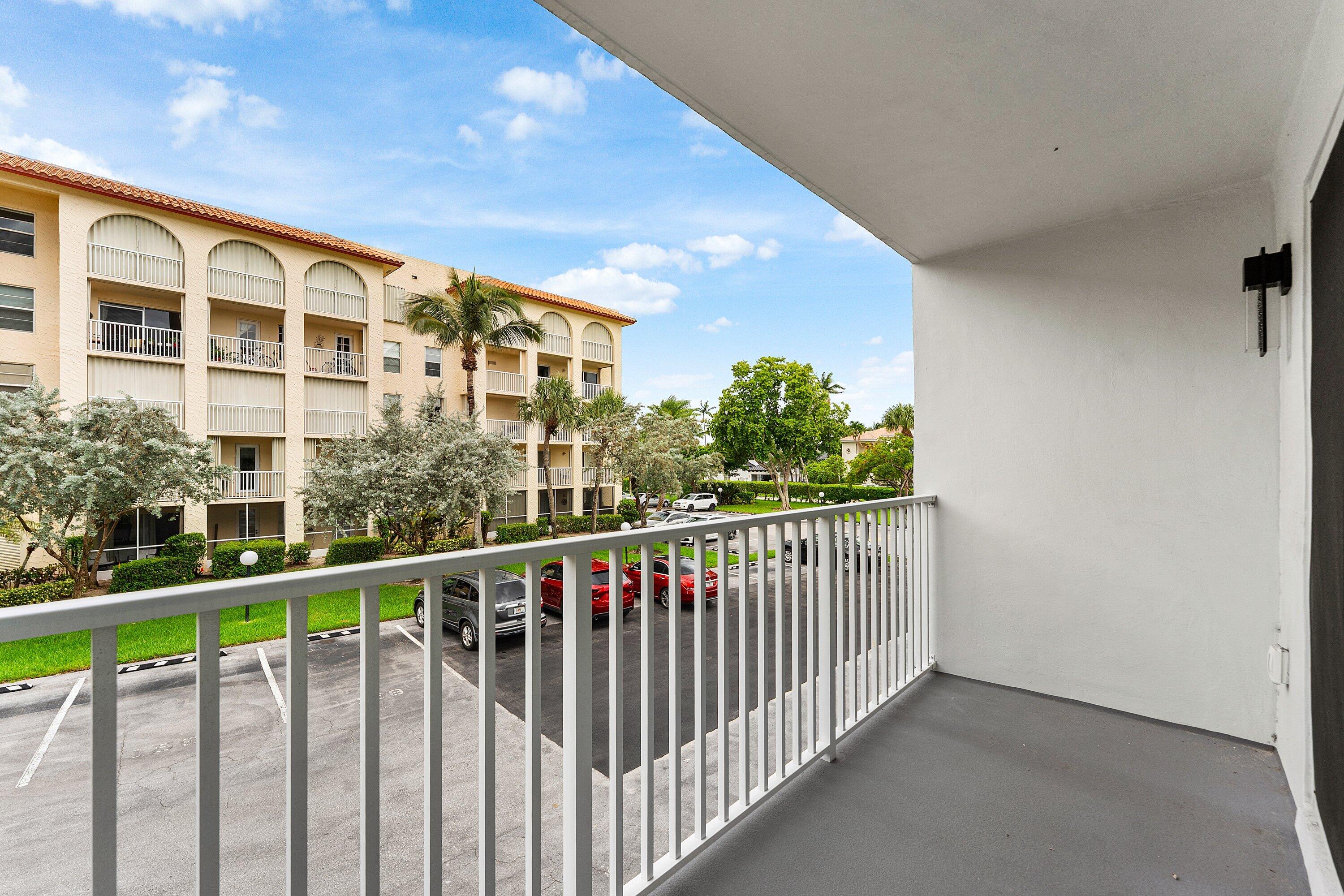 1111 S OCEAN Boulevard 213