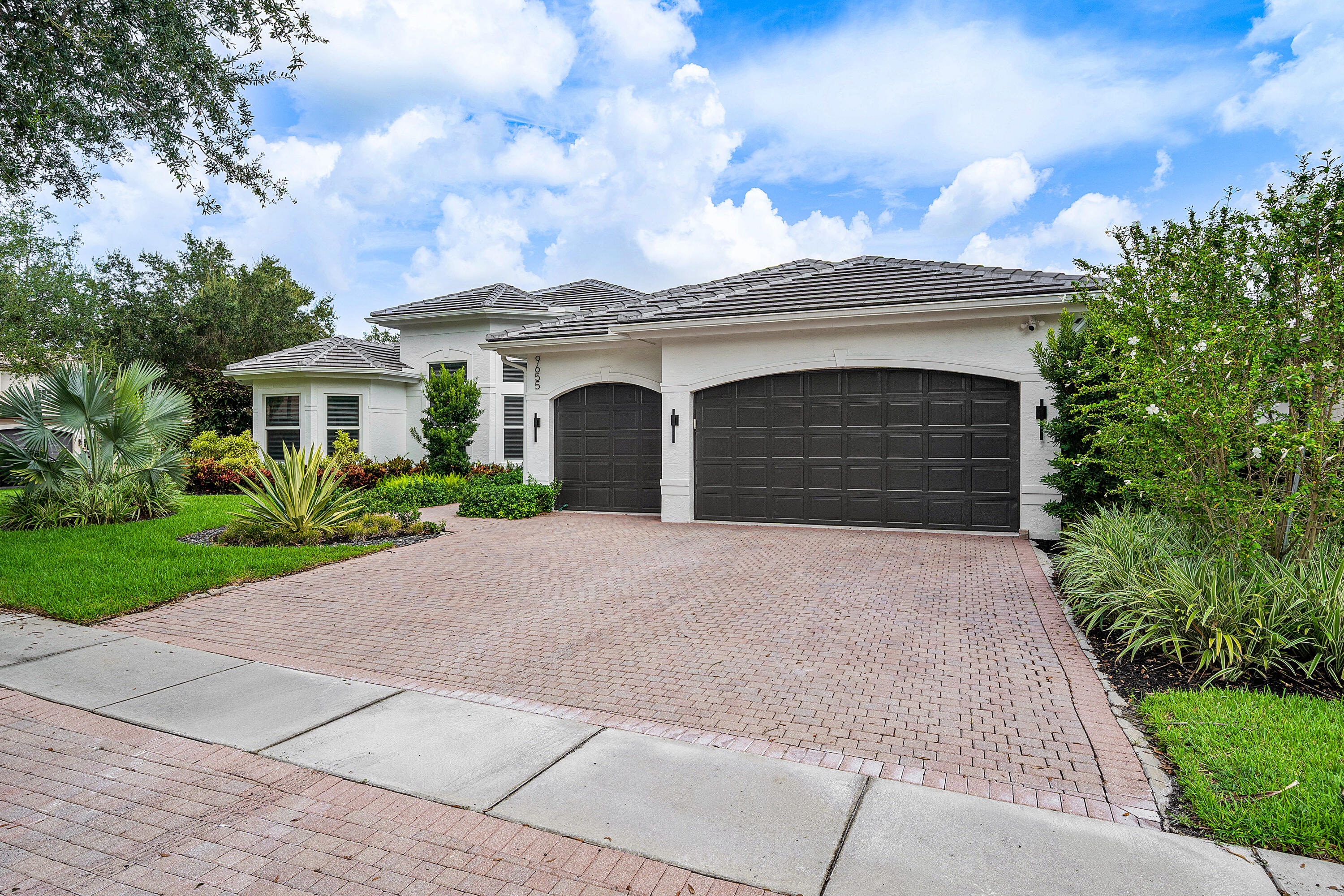 9655 SAVONA WINDS Drive