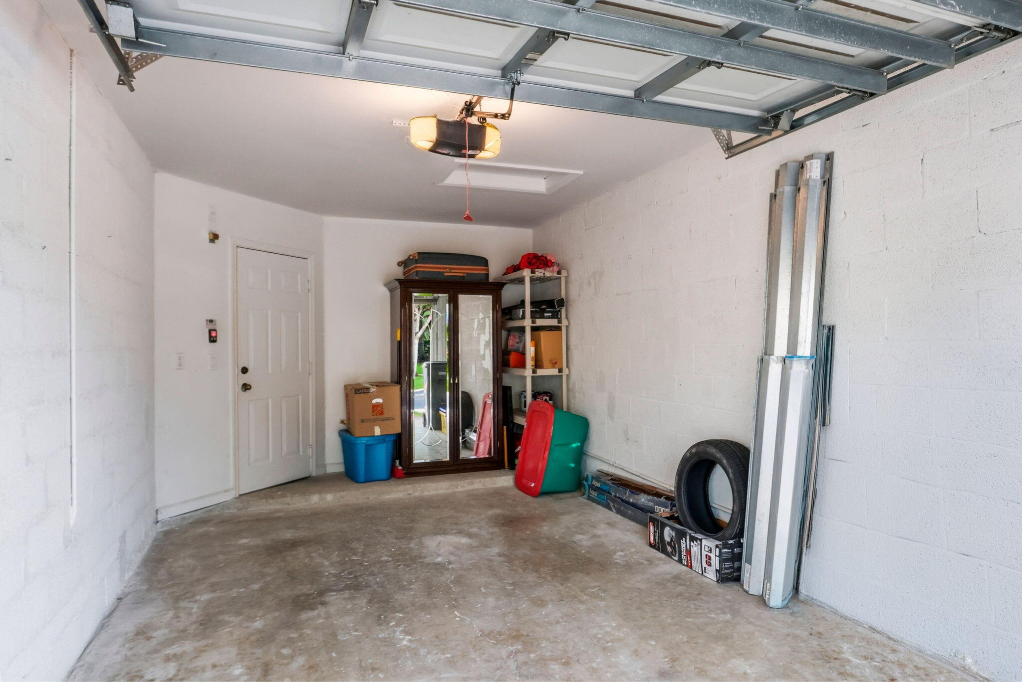660 IMPERIAL LAKE Road, Lake Belvedere Estates