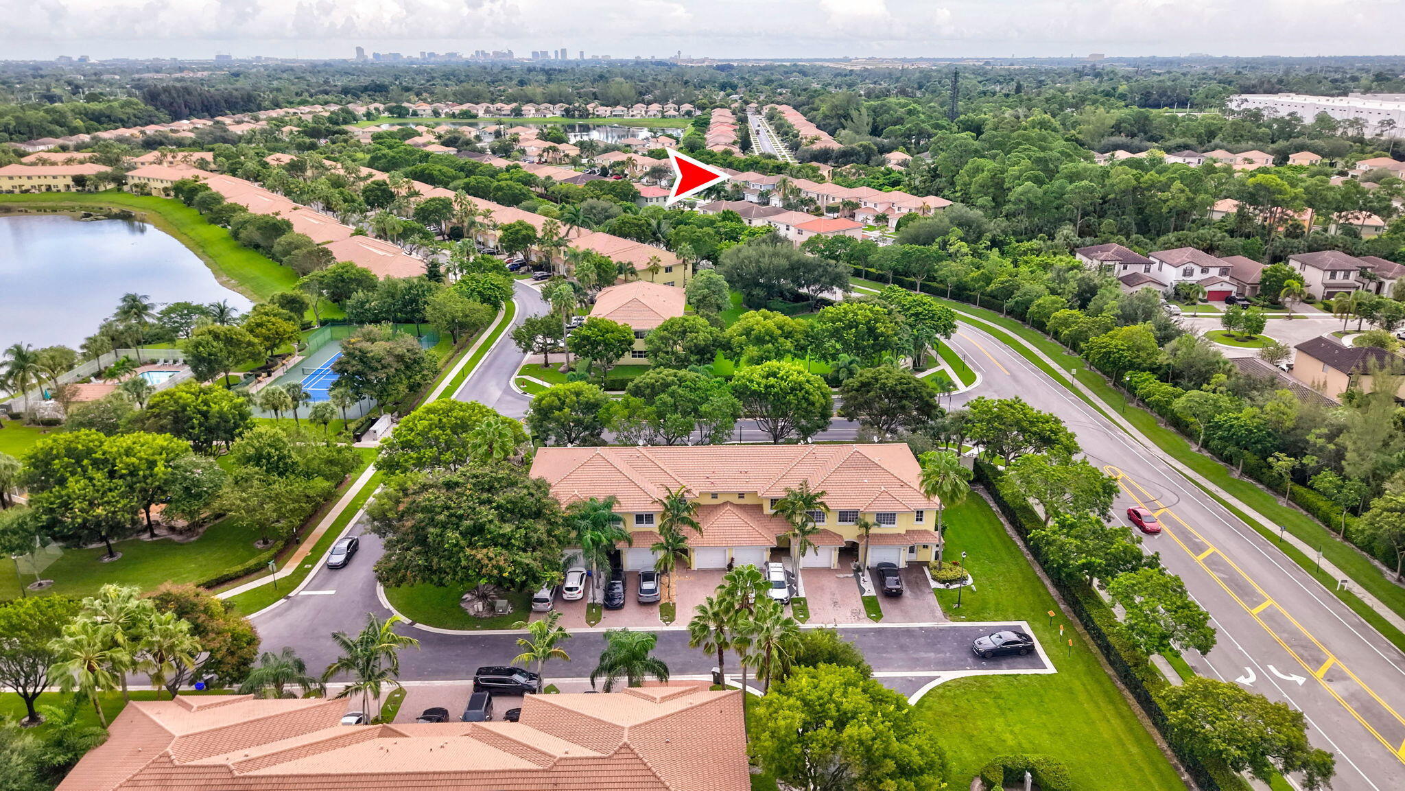 660 IMPERIAL LAKE Road, Lake Belvedere Estates