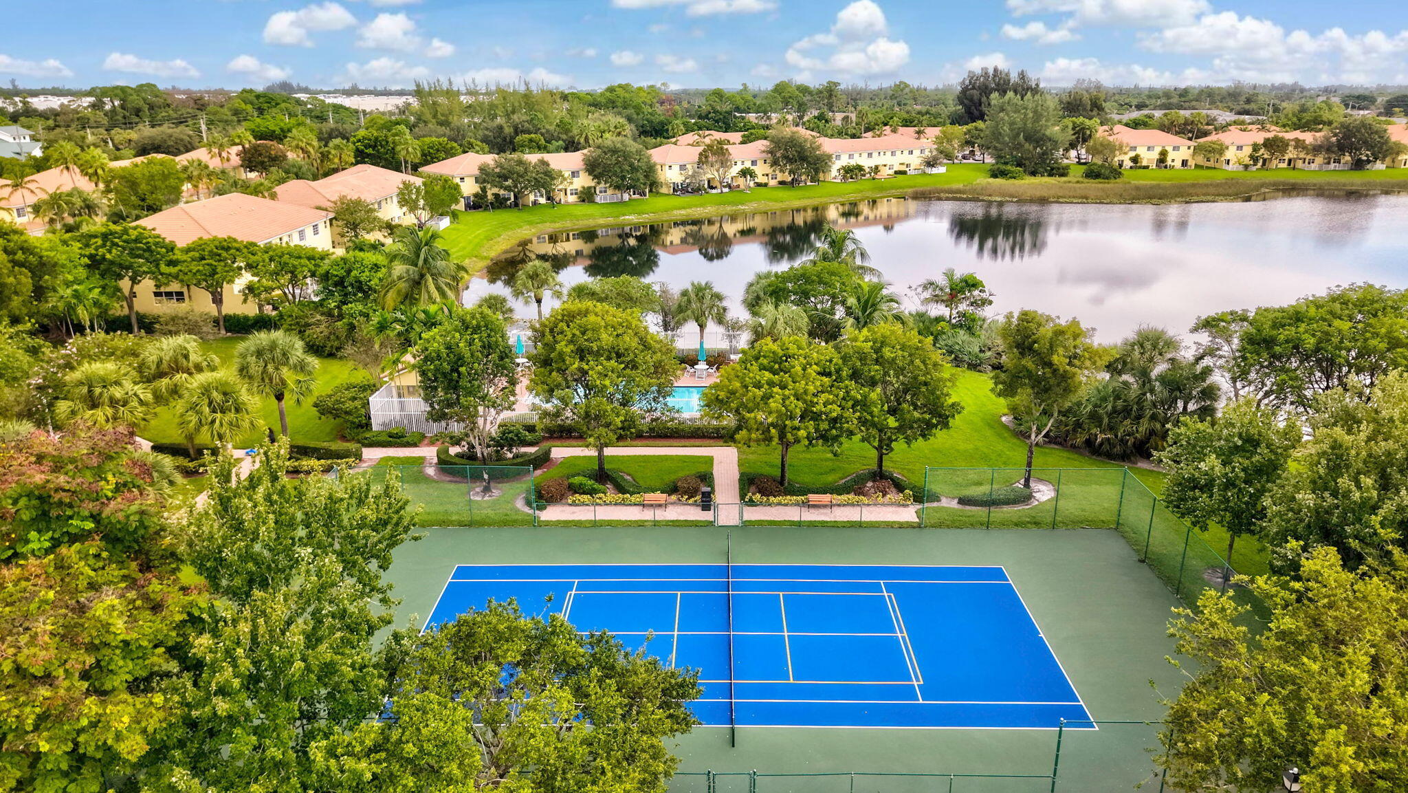 660 IMPERIAL LAKE Road, Lake Belvedere Estates