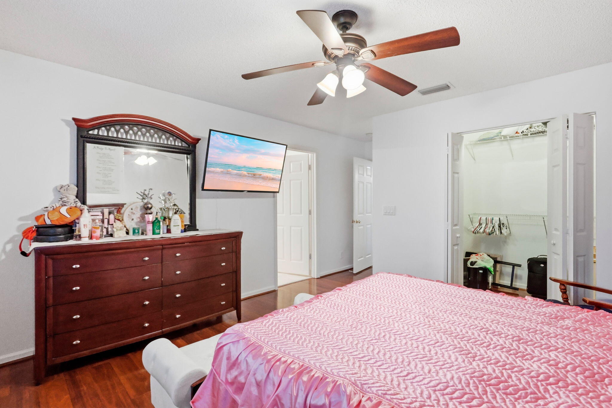660 IMPERIAL LAKE Road, Lake Belvedere Estates