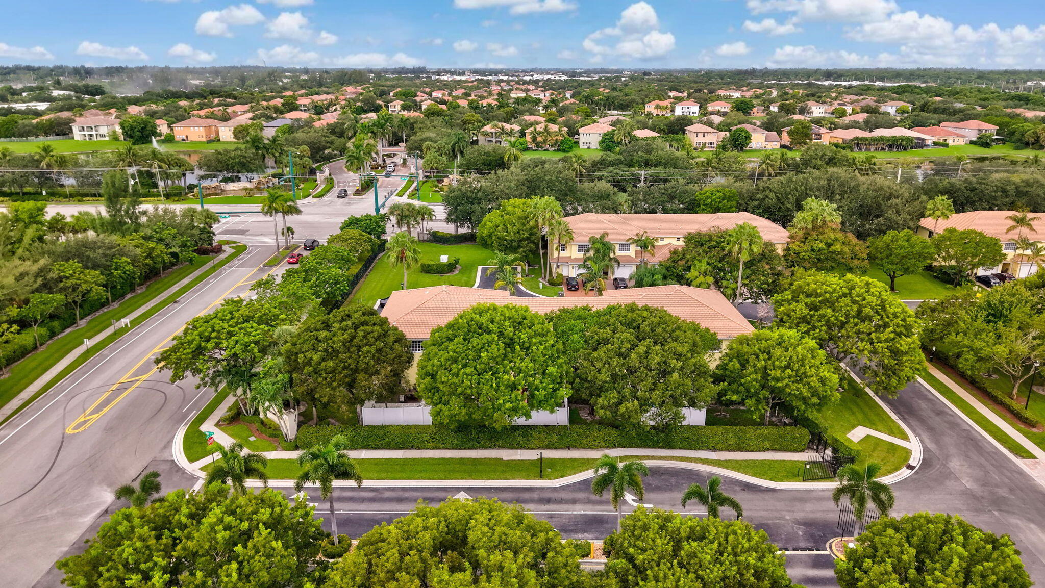 660 IMPERIAL LAKE Road, Lake Belvedere Estates
