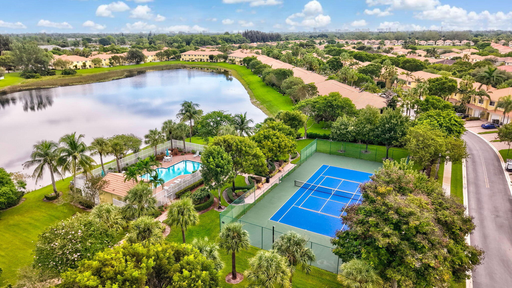 660 IMPERIAL LAKE Road, Lake Belvedere Estates