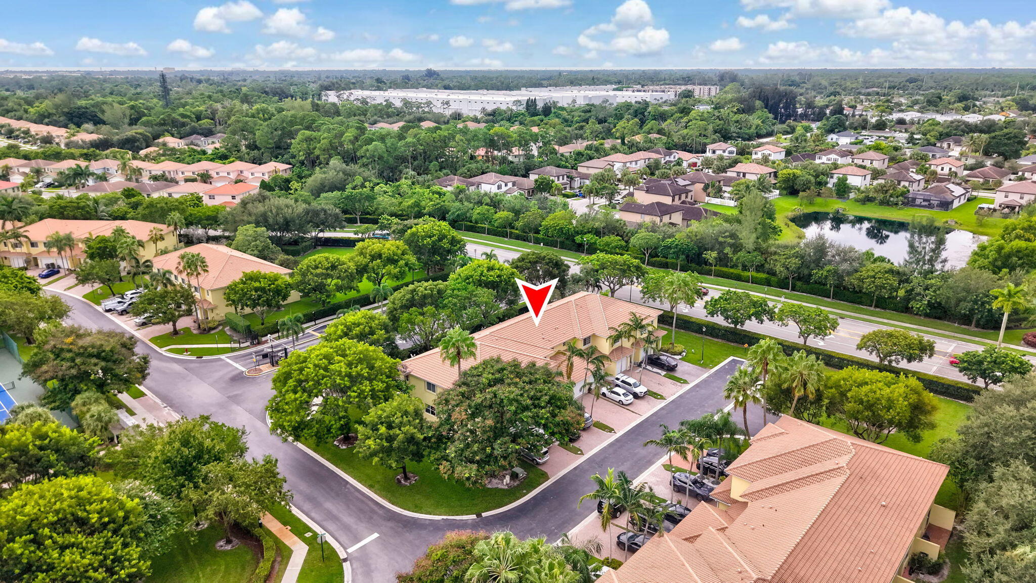 660 IMPERIAL LAKE Road, Lake Belvedere Estates