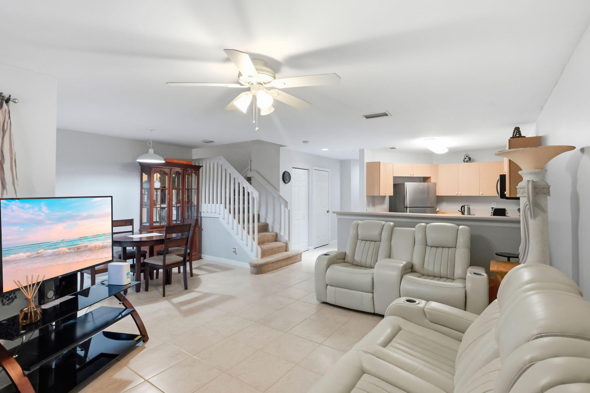660 IMPERIAL LAKE Road, Lake Belvedere Estates