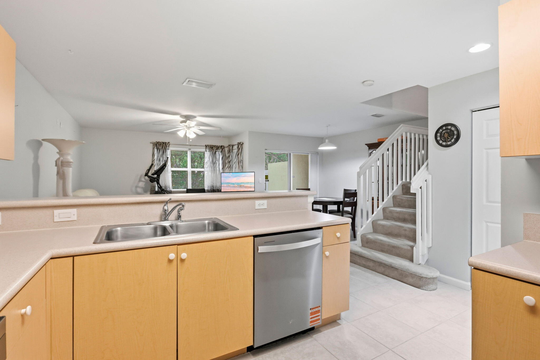 660 IMPERIAL LAKE Road, Lake Belvedere Estates