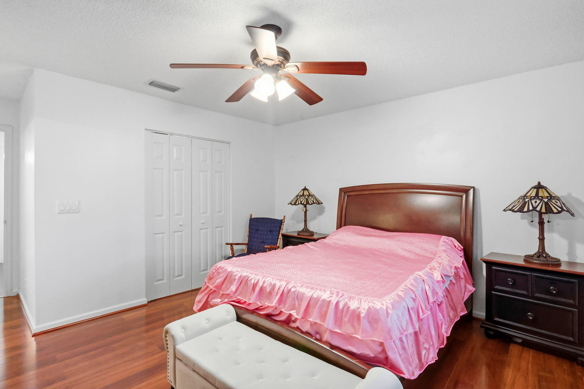 660 IMPERIAL LAKE Road, Lake Belvedere Estates