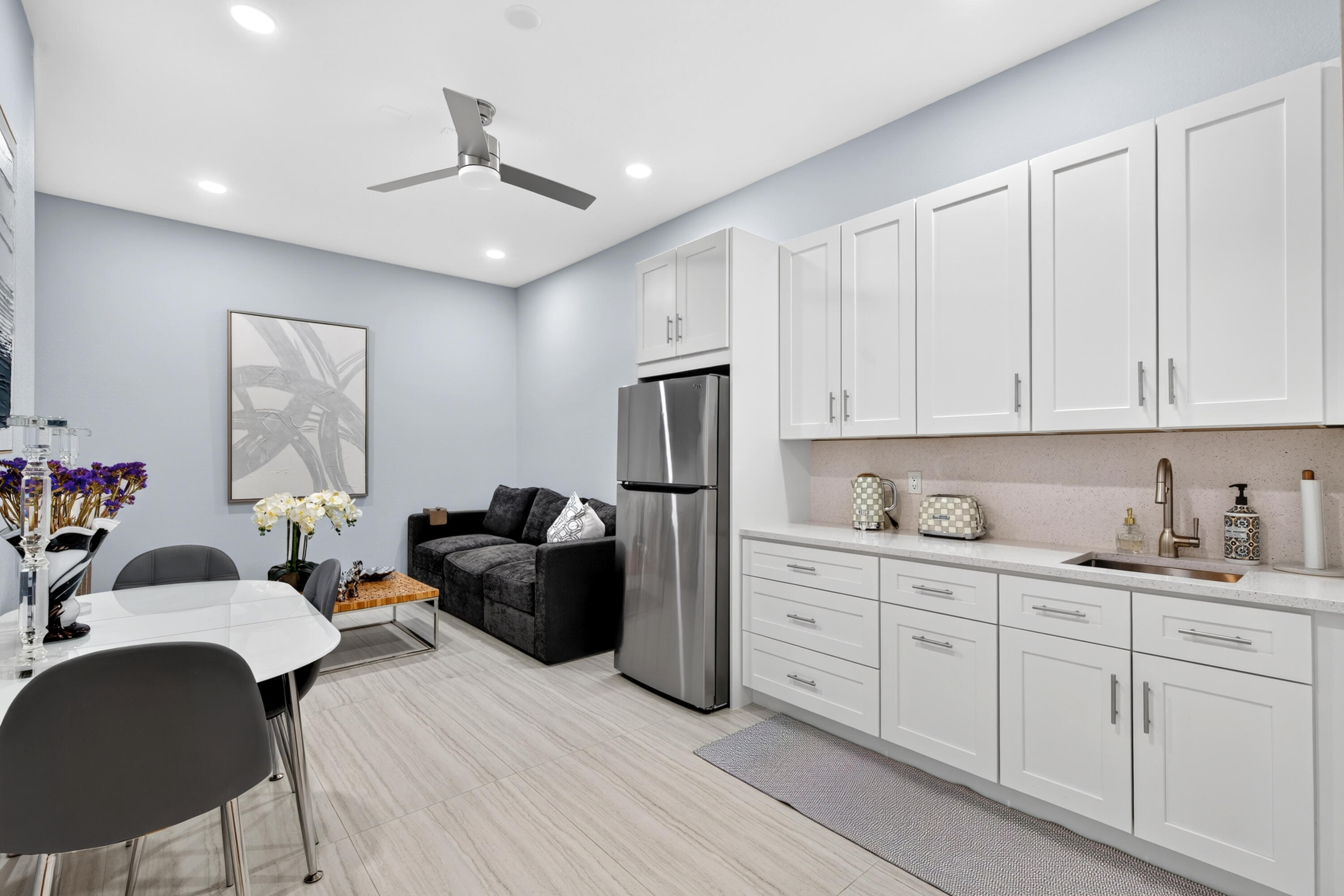 10825 Coral Street