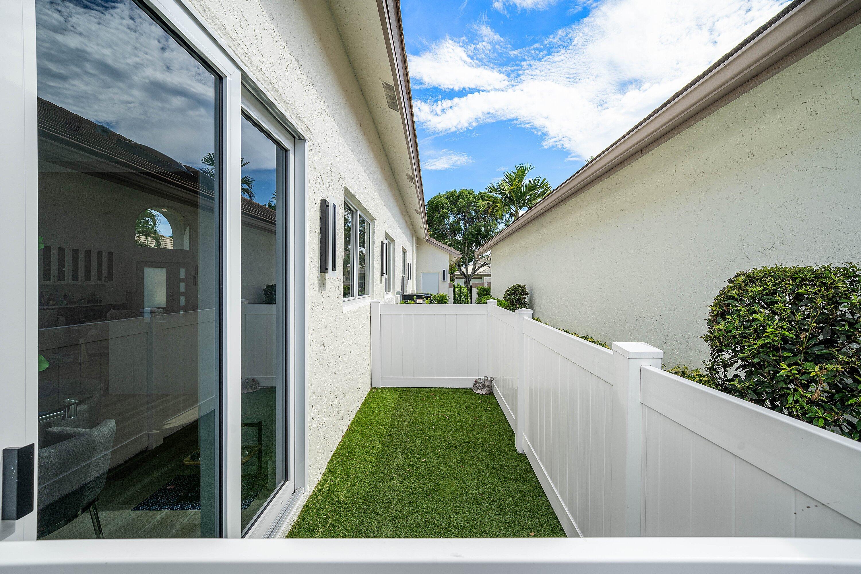 5455 NW 20th Avenue