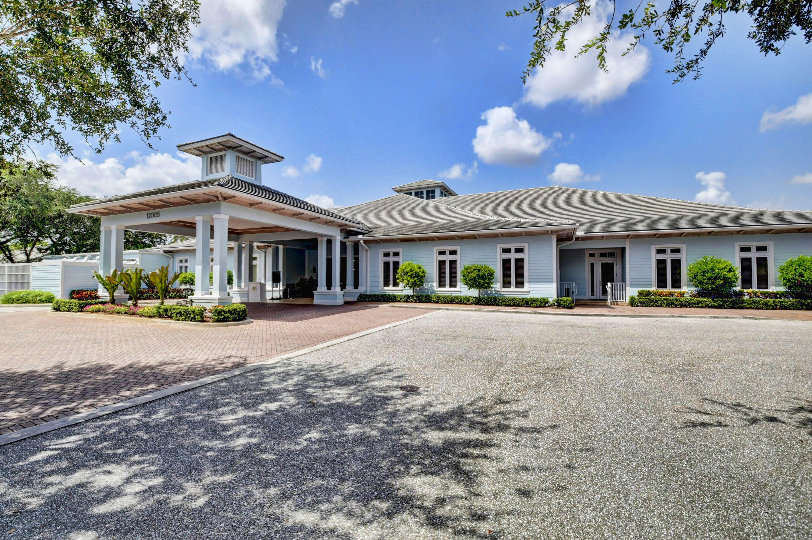 4717 SABAL PALM Drive
