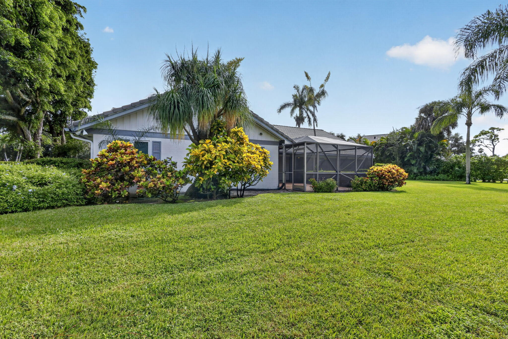4717 SABAL PALM Drive