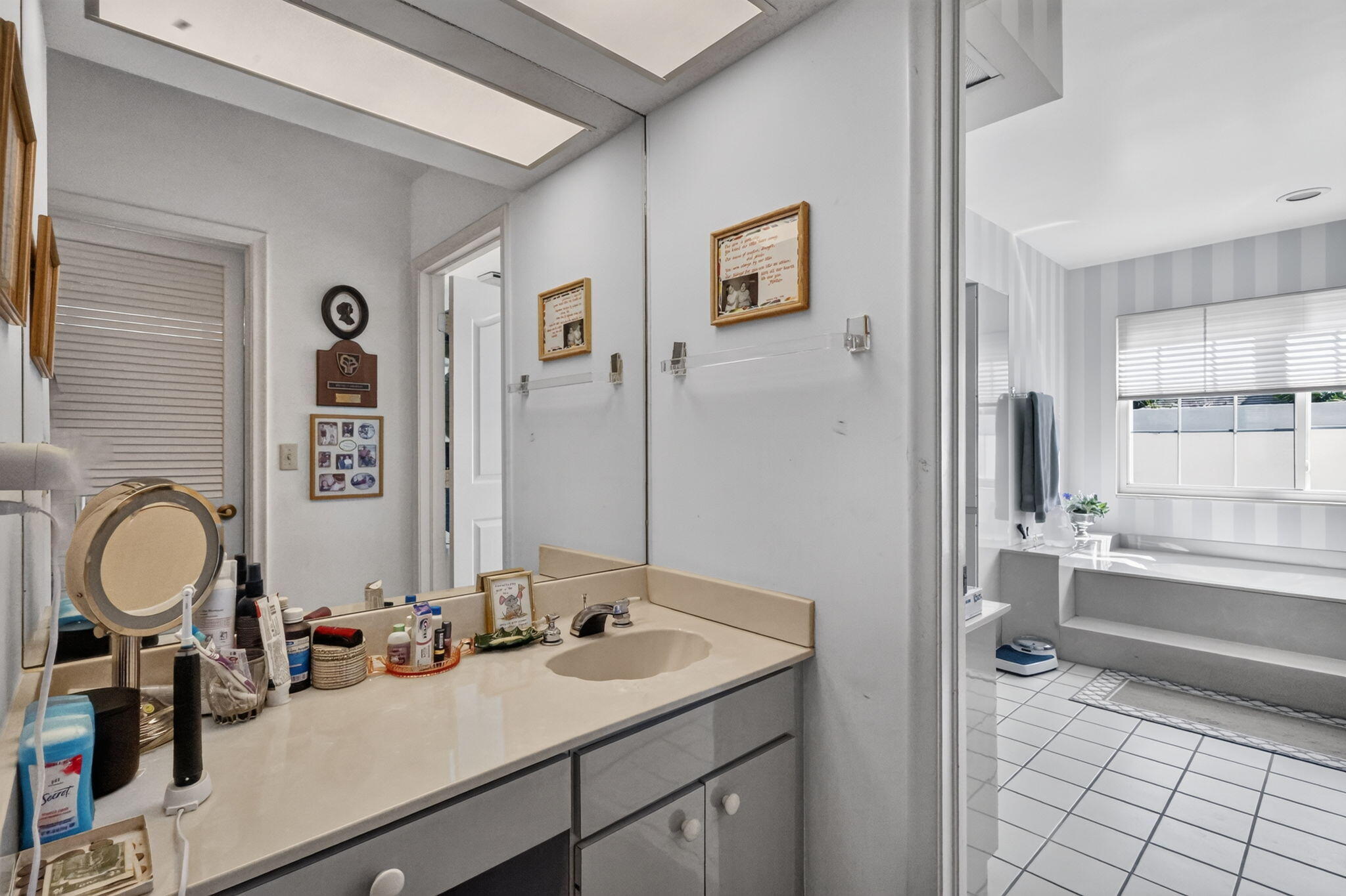 4717 SABAL PALM Drive