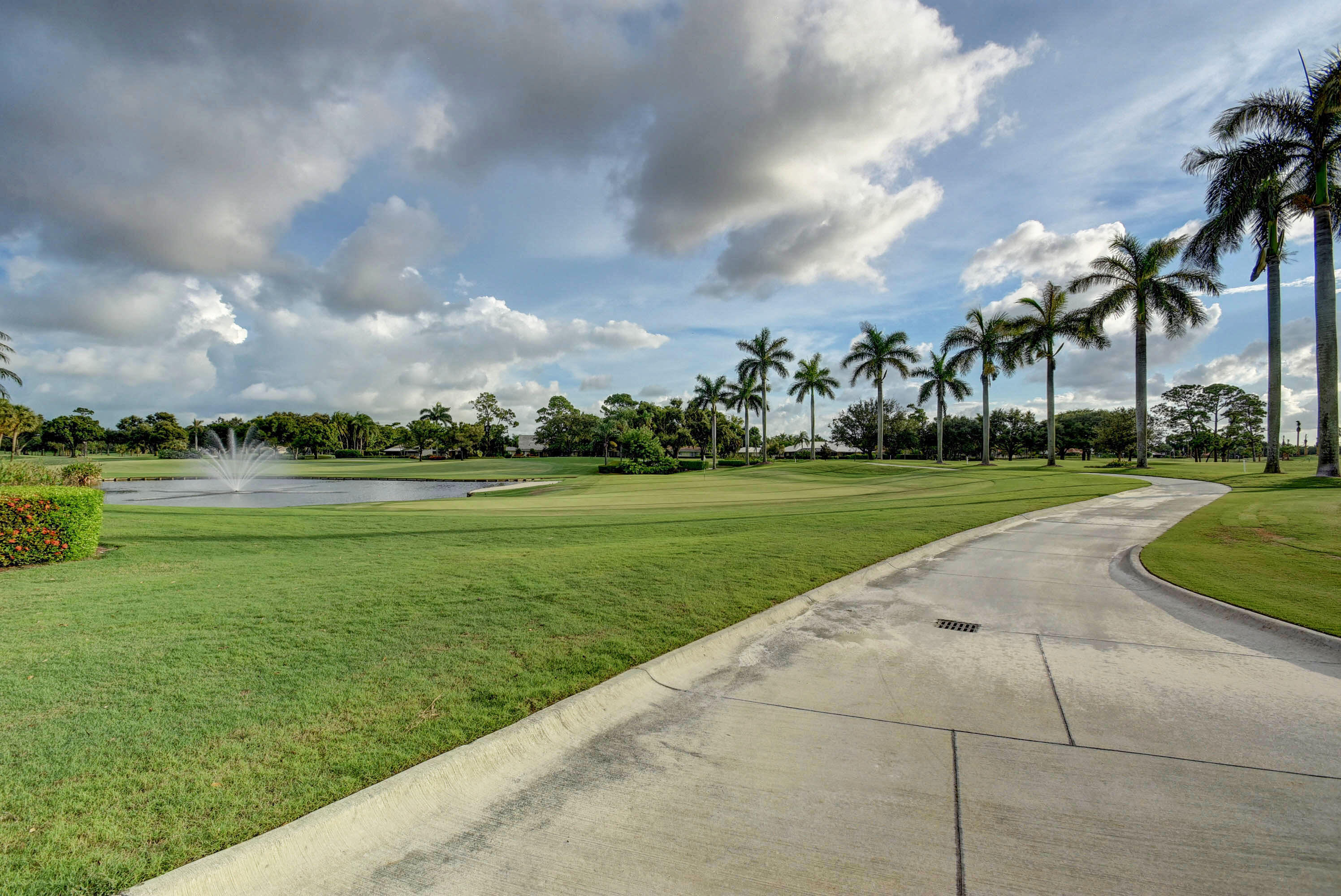 4717 SABAL PALM Drive