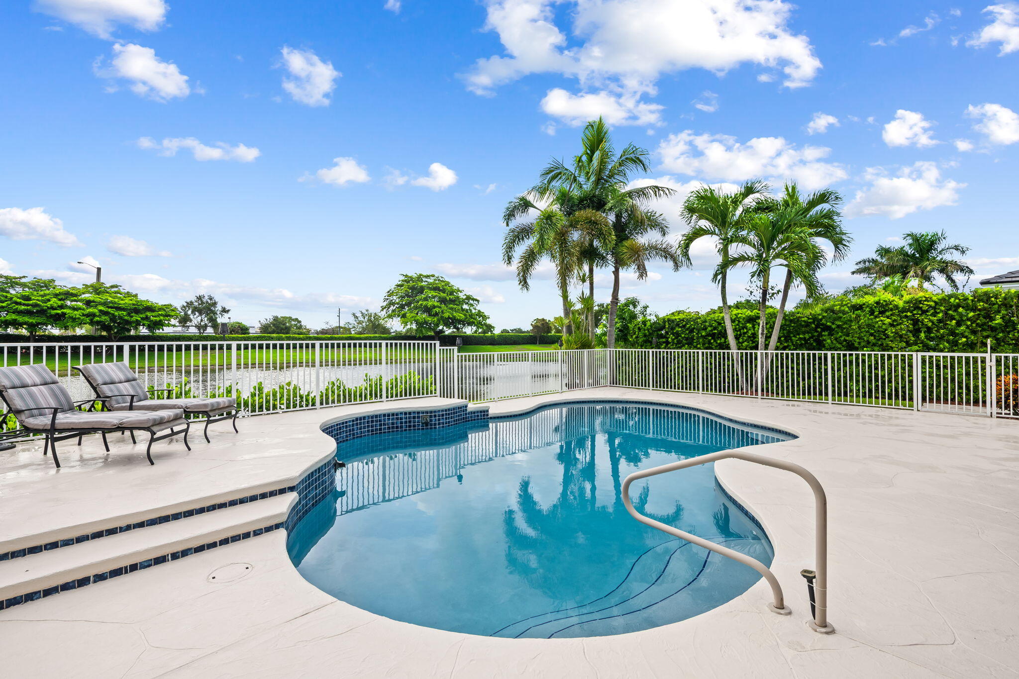 12621 YARDLEY Drive