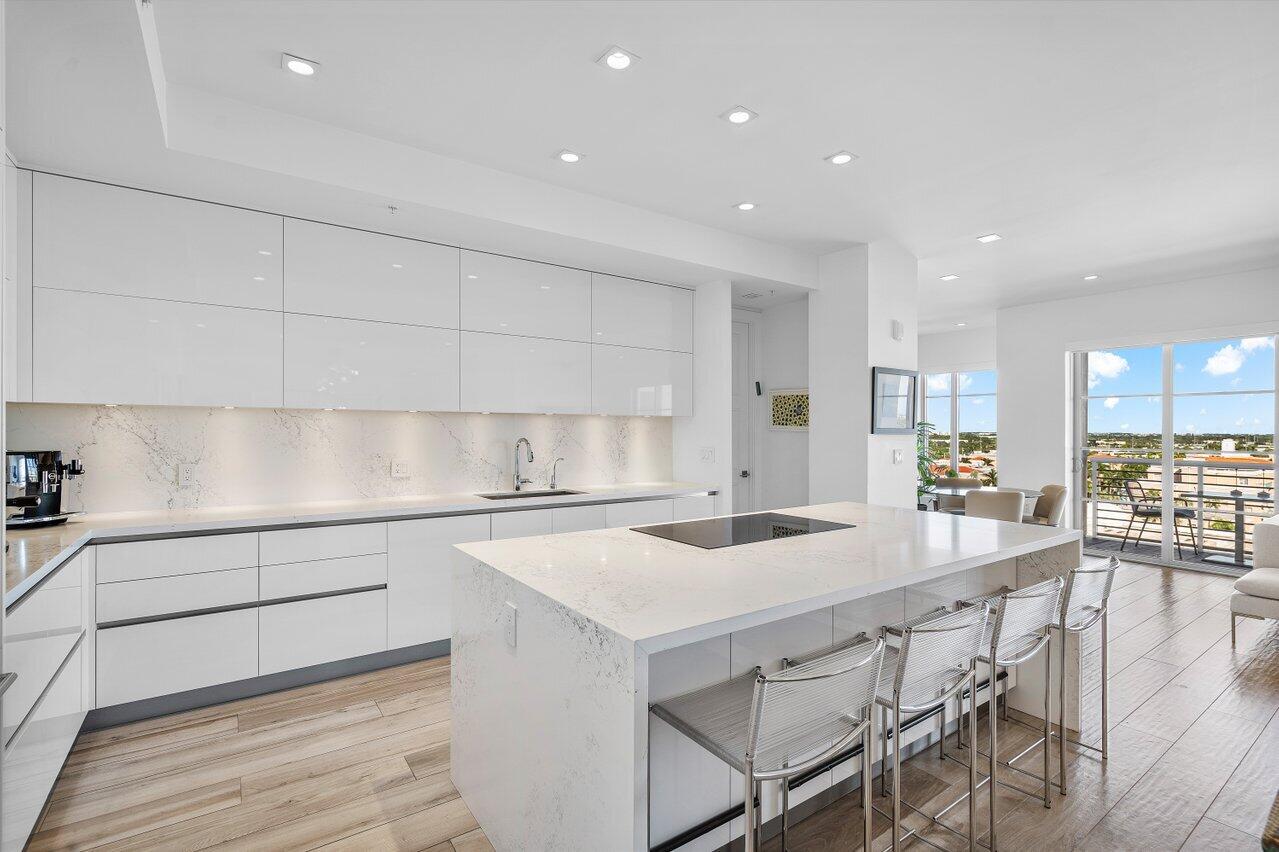 155 E Boca Raton Road Unit: 1015
