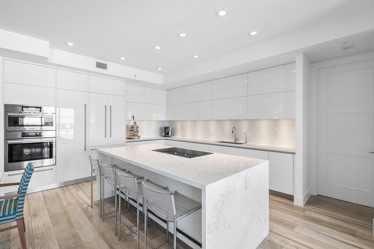 155 E Boca Raton Road Unit: 1015