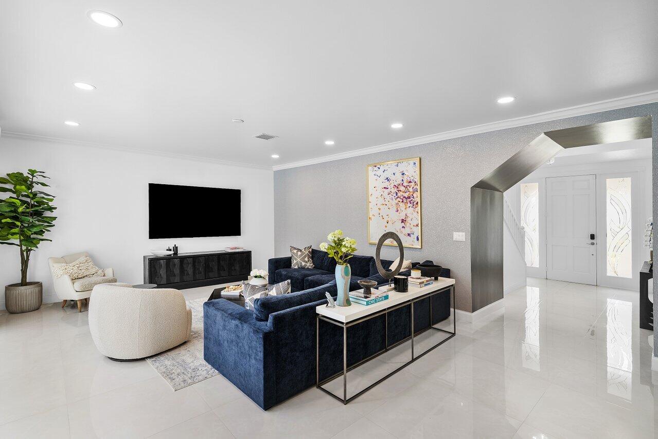 4043 NW 58th Street